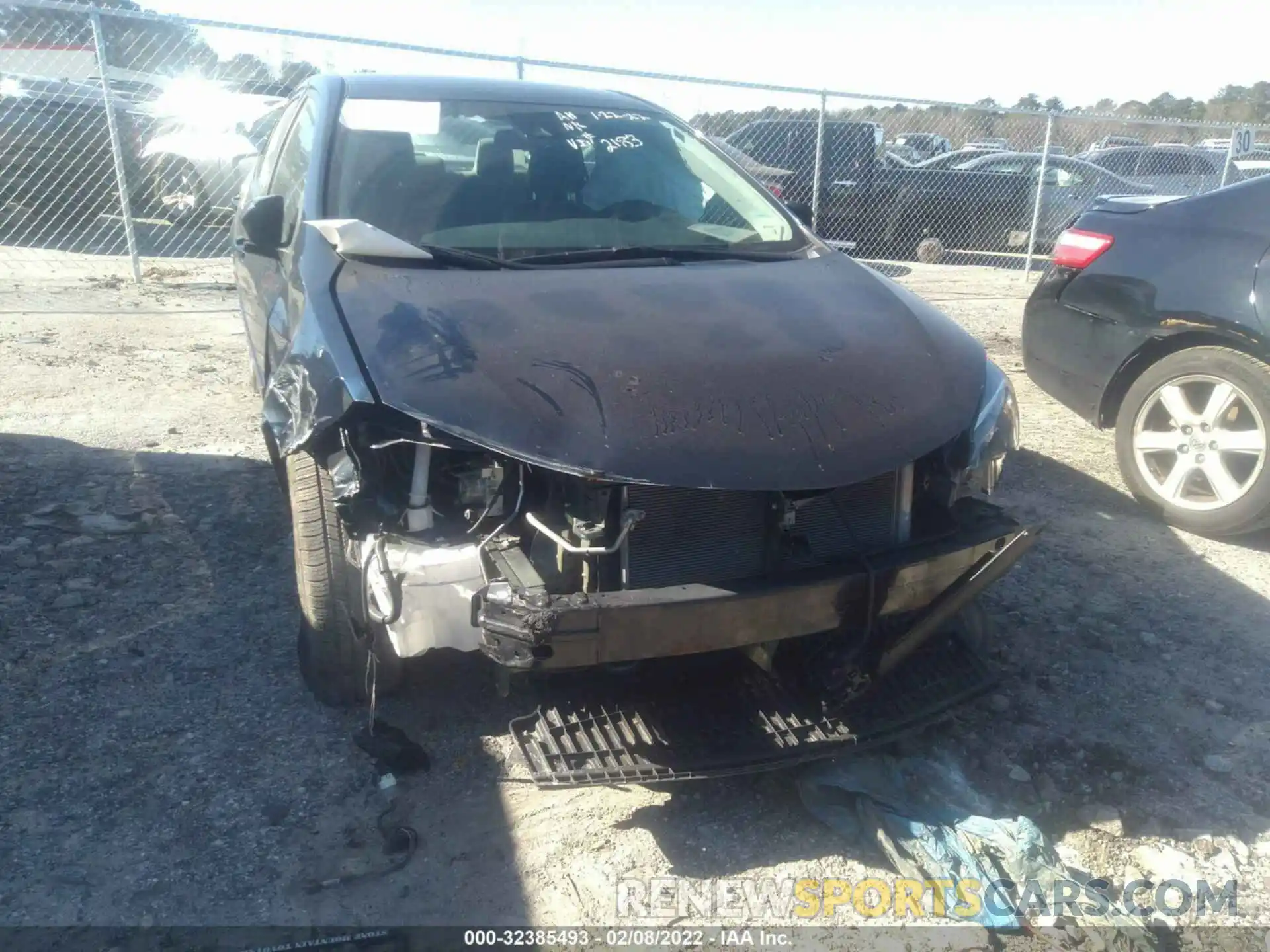 6 Photograph of a damaged car 5YFBURHEXKP862183 TOYOTA COROLLA 2019