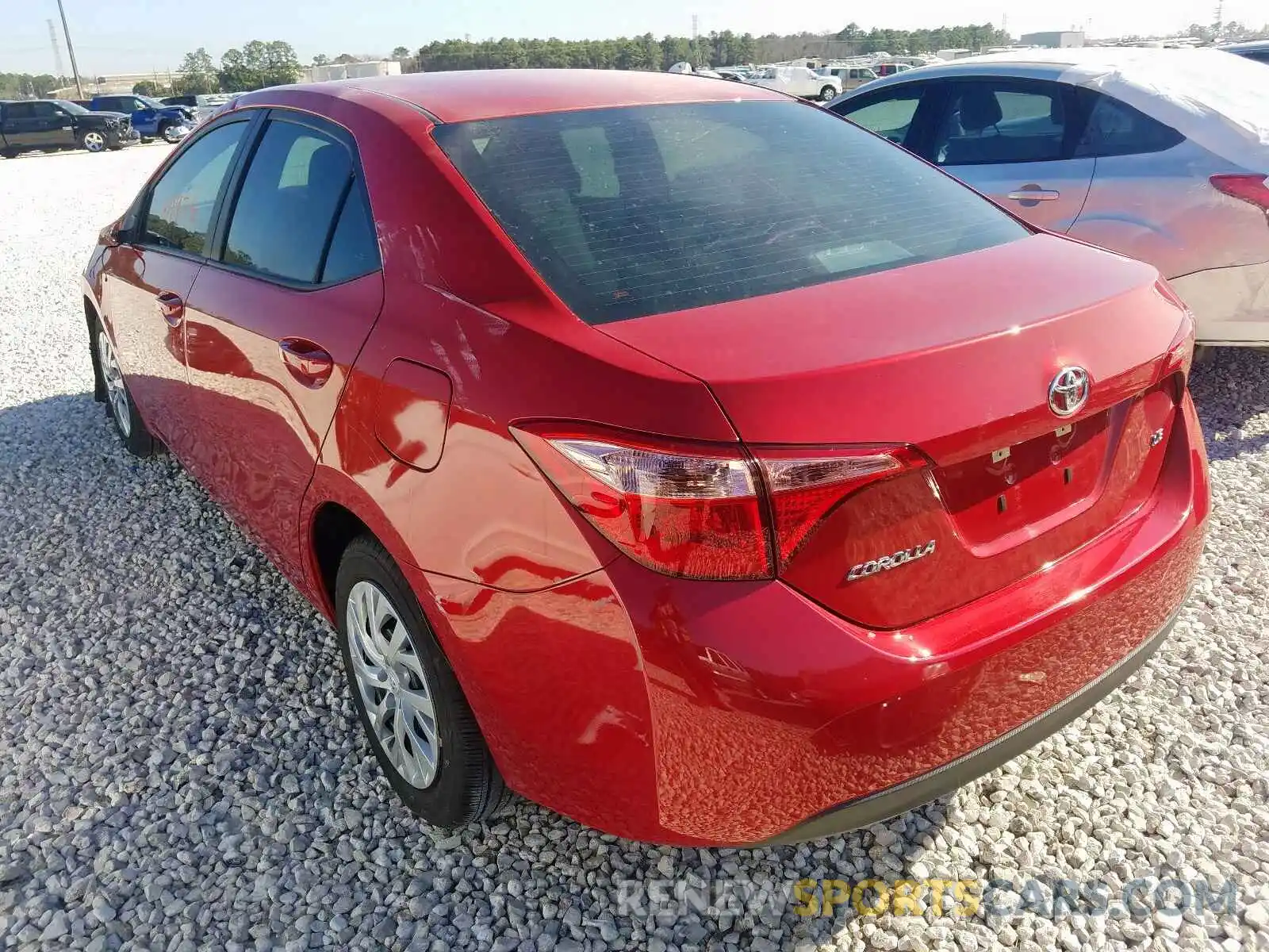 3 Photograph of a damaged car 5YFBURHEXKP862247 TOYOTA COROLLA 2019