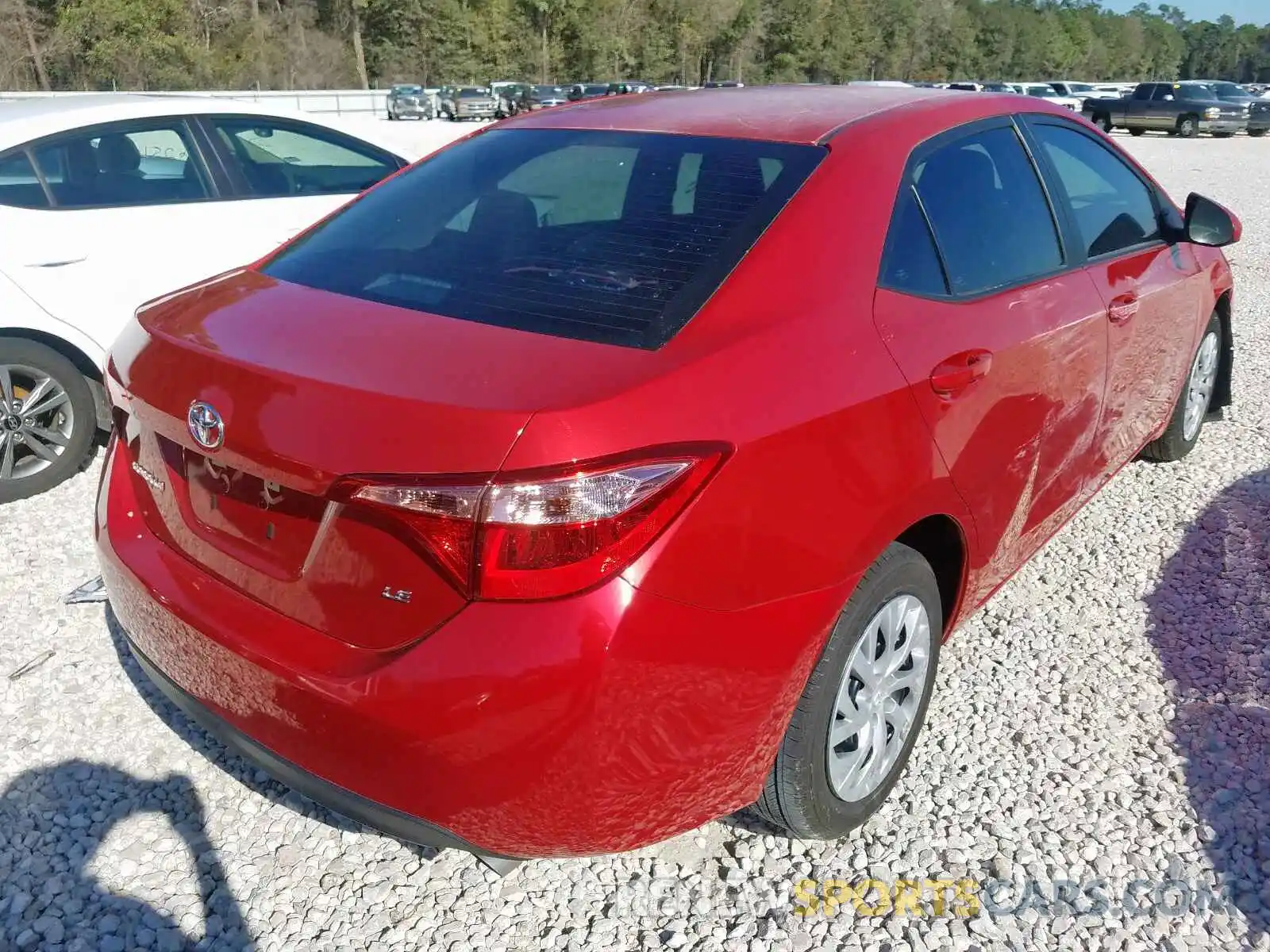 4 Photograph of a damaged car 5YFBURHEXKP862247 TOYOTA COROLLA 2019