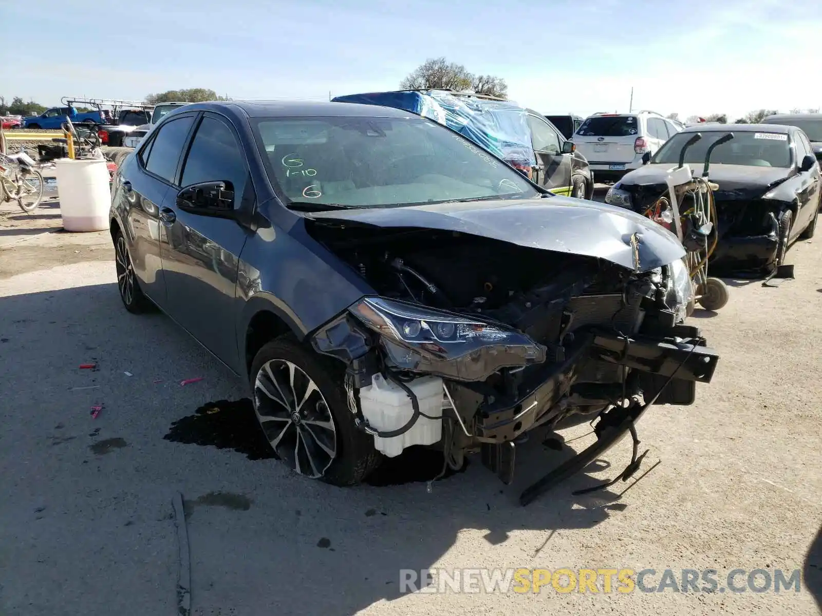 1 Photograph of a damaged car 5YFBURHEXKP863446 TOYOTA COROLLA 2019