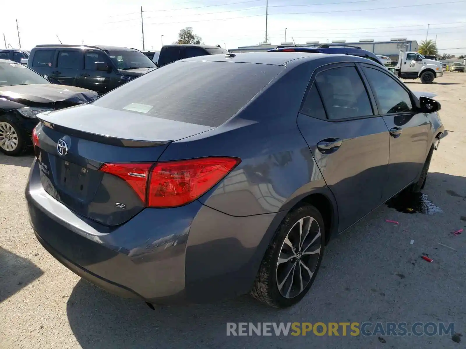 4 Photograph of a damaged car 5YFBURHEXKP863446 TOYOTA COROLLA 2019