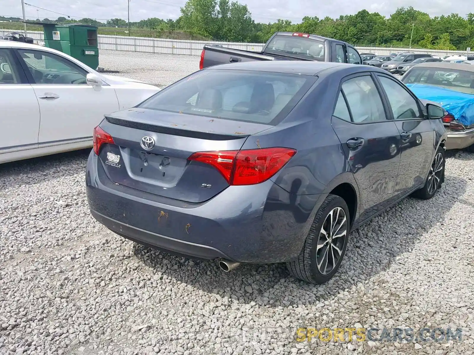 4 Photograph of a damaged car 5YFBURHEXKP863706 TOYOTA COROLLA 2019