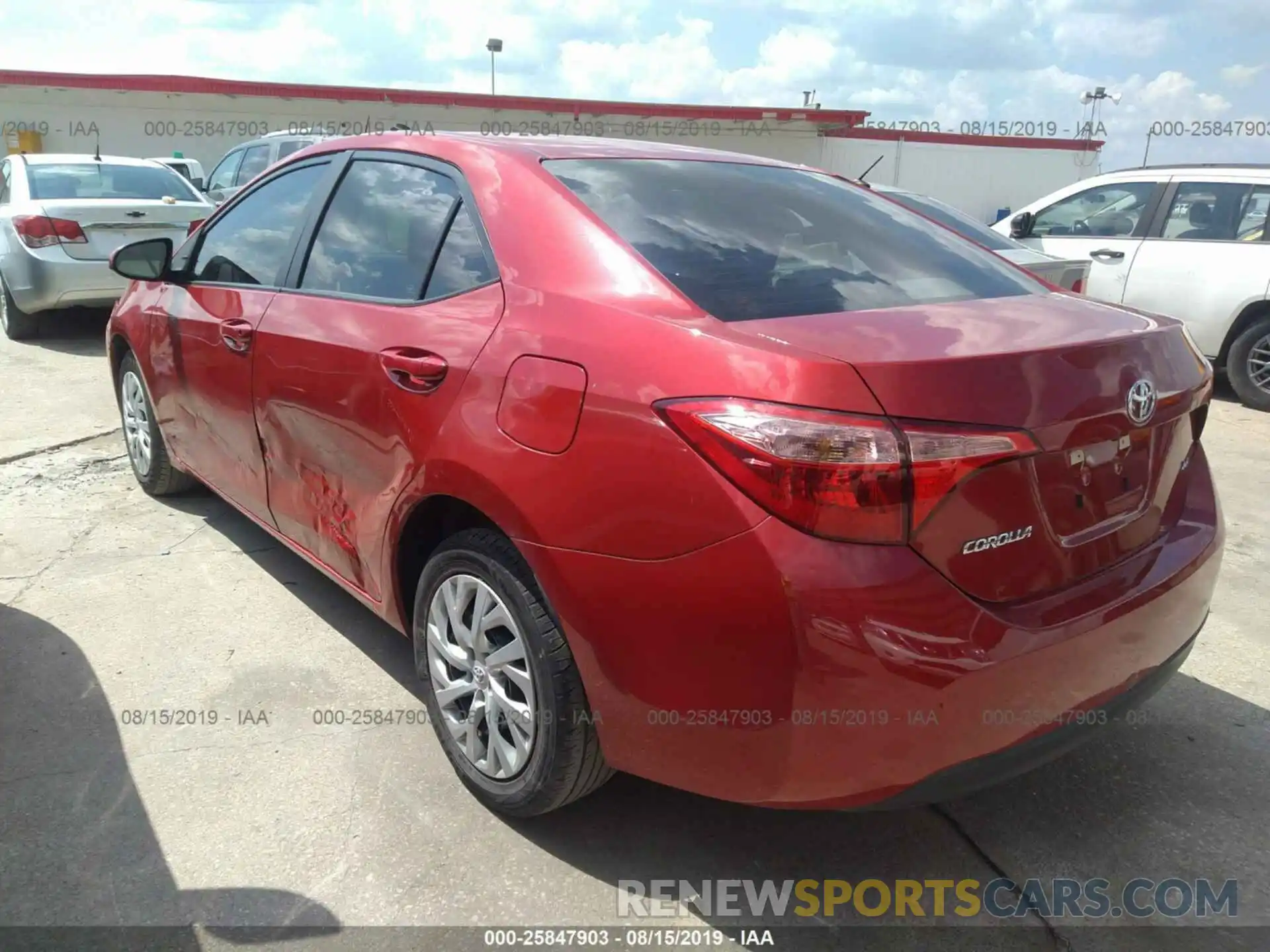 3 Photograph of a damaged car 5YFBURHEXKP863754 TOYOTA COROLLA 2019