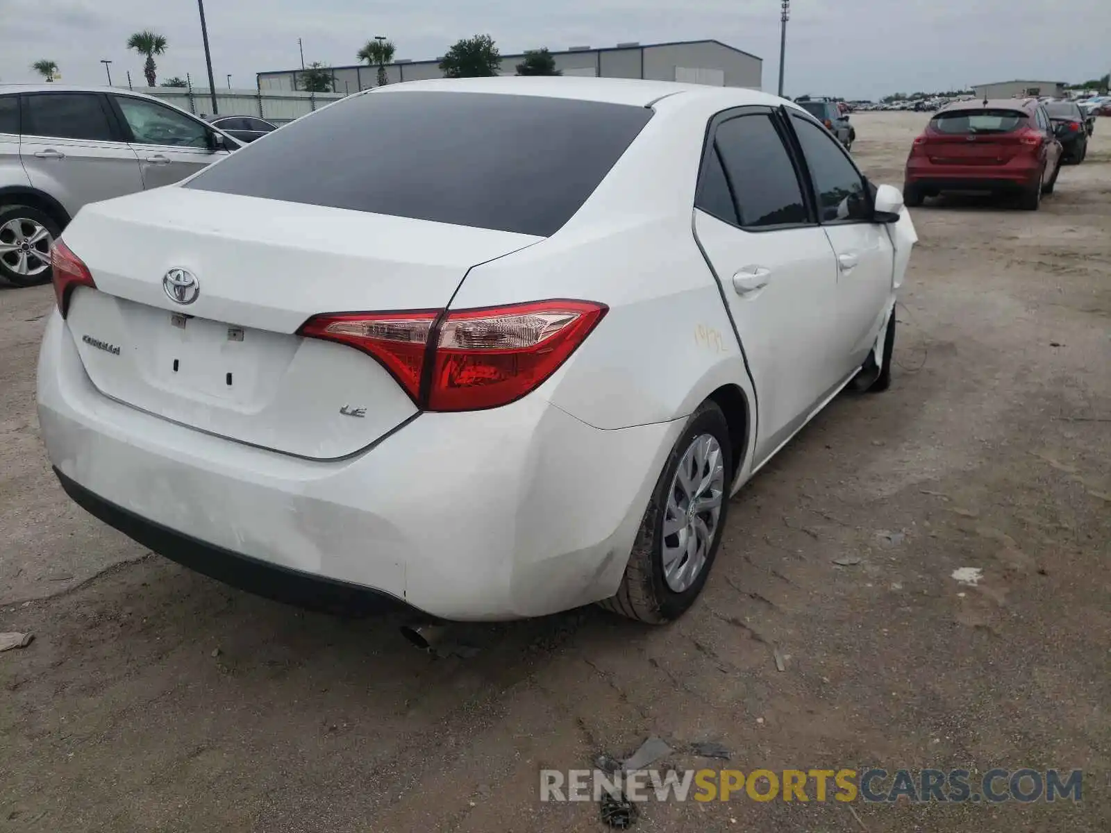 4 Photograph of a damaged car 5YFBURHEXKP863950 TOYOTA COROLLA 2019