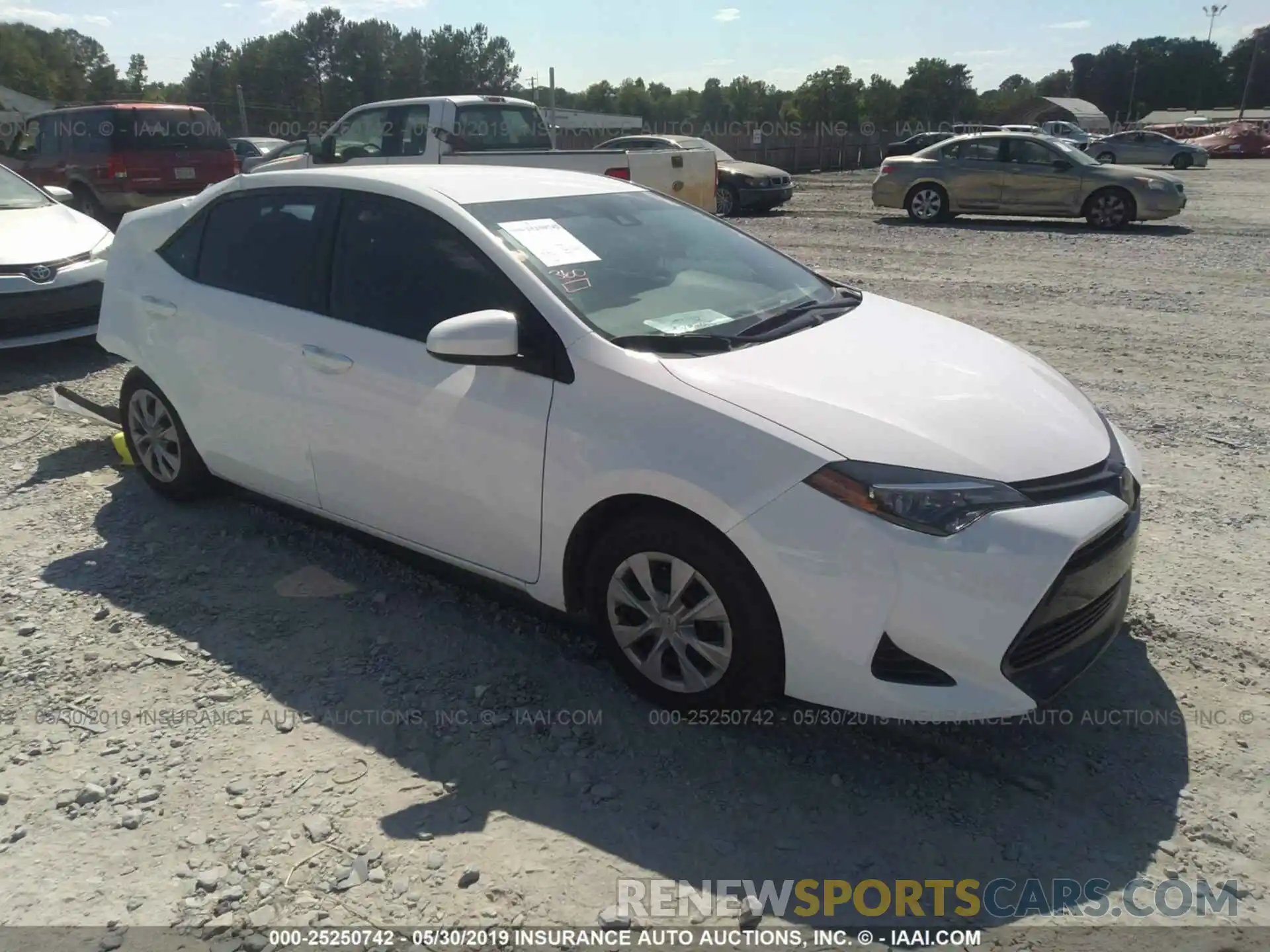 1 Photograph of a damaged car 5YFBURHEXKP864158 TOYOTA COROLLA 2019