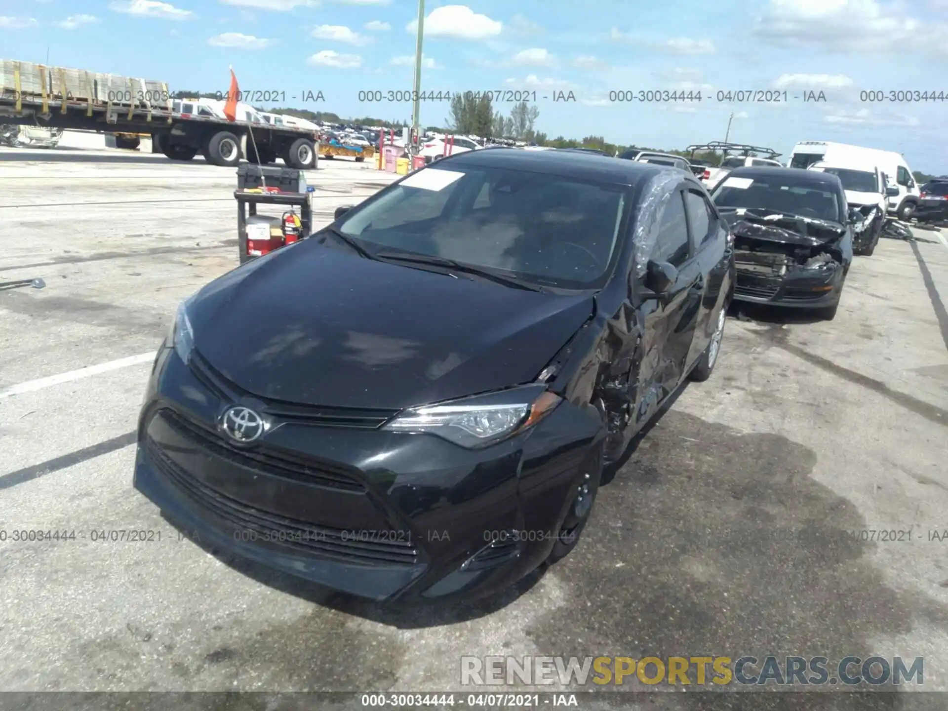 2 Photograph of a damaged car 5YFBURHEXKP864421 TOYOTA COROLLA 2019