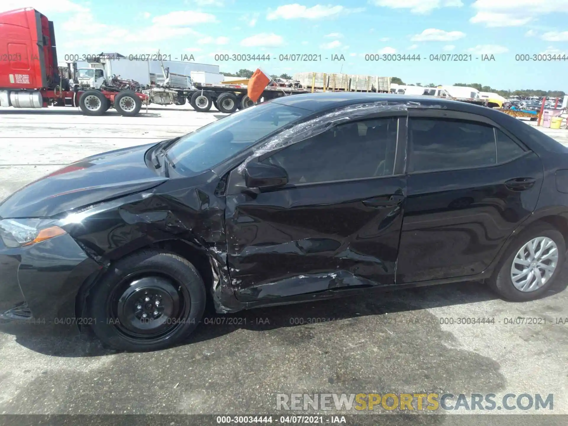 6 Photograph of a damaged car 5YFBURHEXKP864421 TOYOTA COROLLA 2019