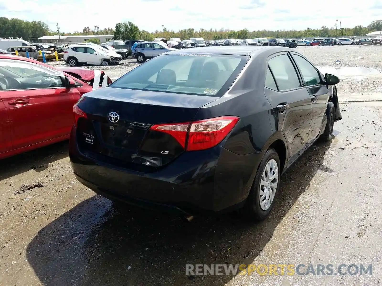 4 Photograph of a damaged car 5YFBURHEXKP864743 TOYOTA COROLLA 2019