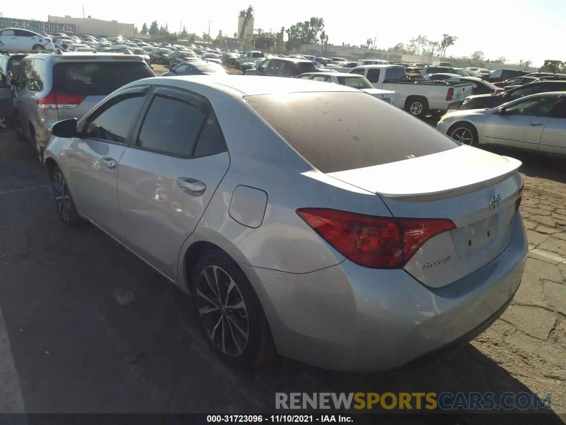 3 Photograph of a damaged car 5YFBURHEXKP865522 TOYOTA COROLLA 2019