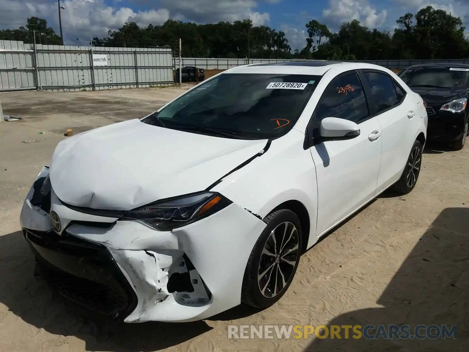 2 Photograph of a damaged car 5YFBURHEXKP865617 TOYOTA COROLLA 2019