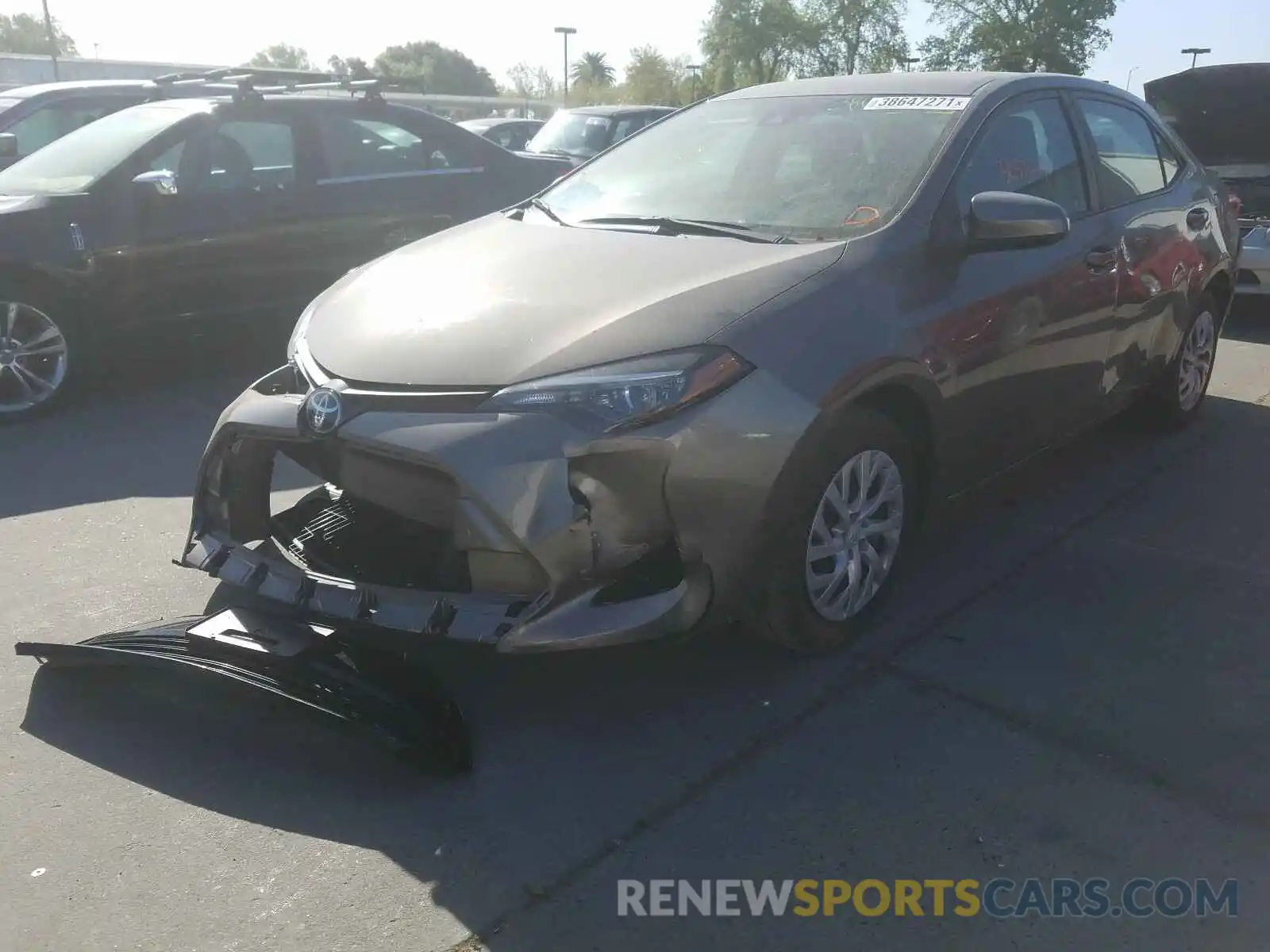 2 Photograph of a damaged car 5YFBURHEXKP866380 TOYOTA COROLLA 2019