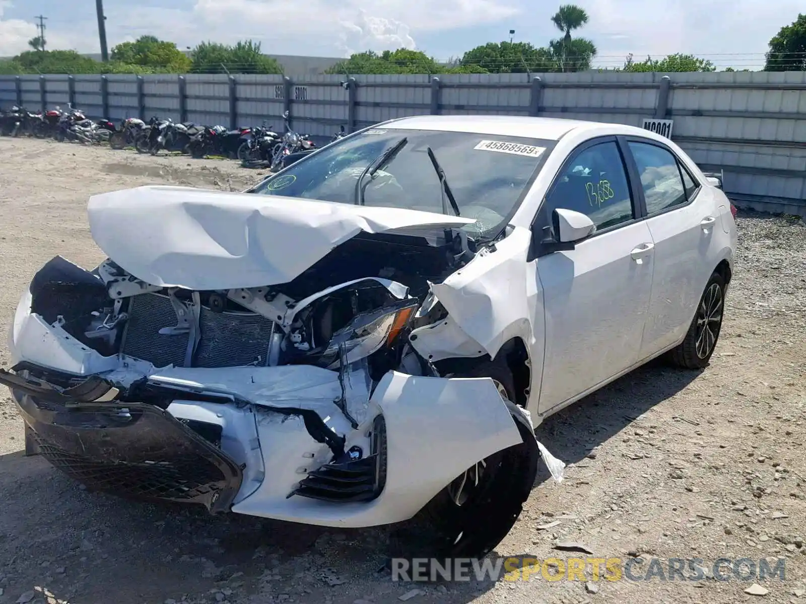 2 Photograph of a damaged car 5YFBURHEXKP867030 TOYOTA COROLLA 2019