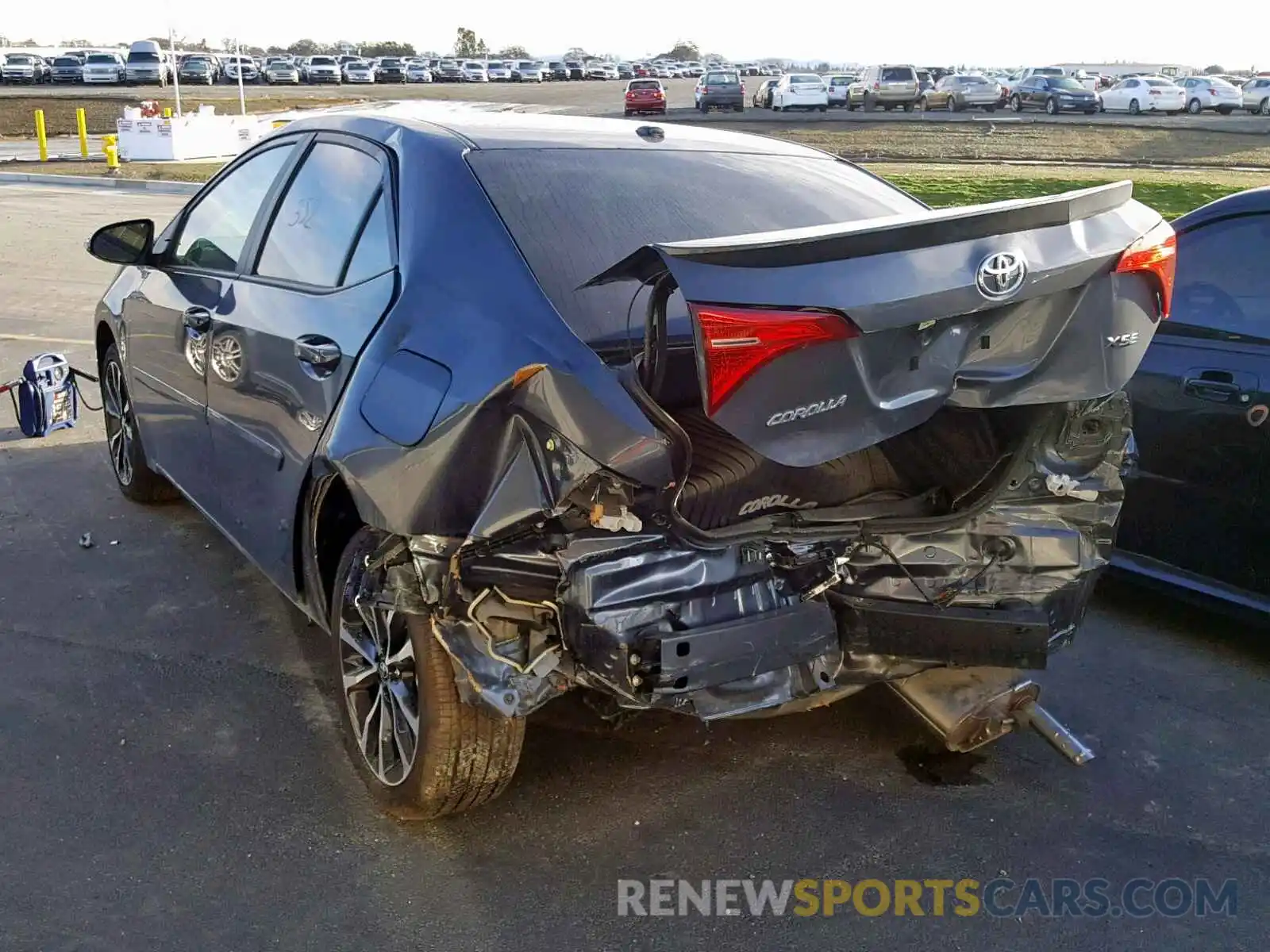 3 Photograph of a damaged car 5YFBURHEXKP867514 TOYOTA COROLLA 2019