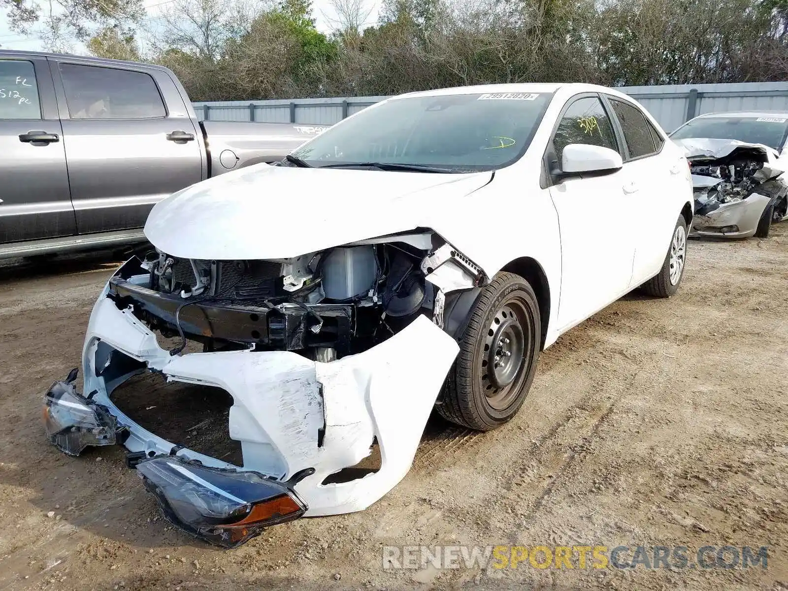 2 Photograph of a damaged car 5YFBURHEXKP867707 TOYOTA COROLLA 2019