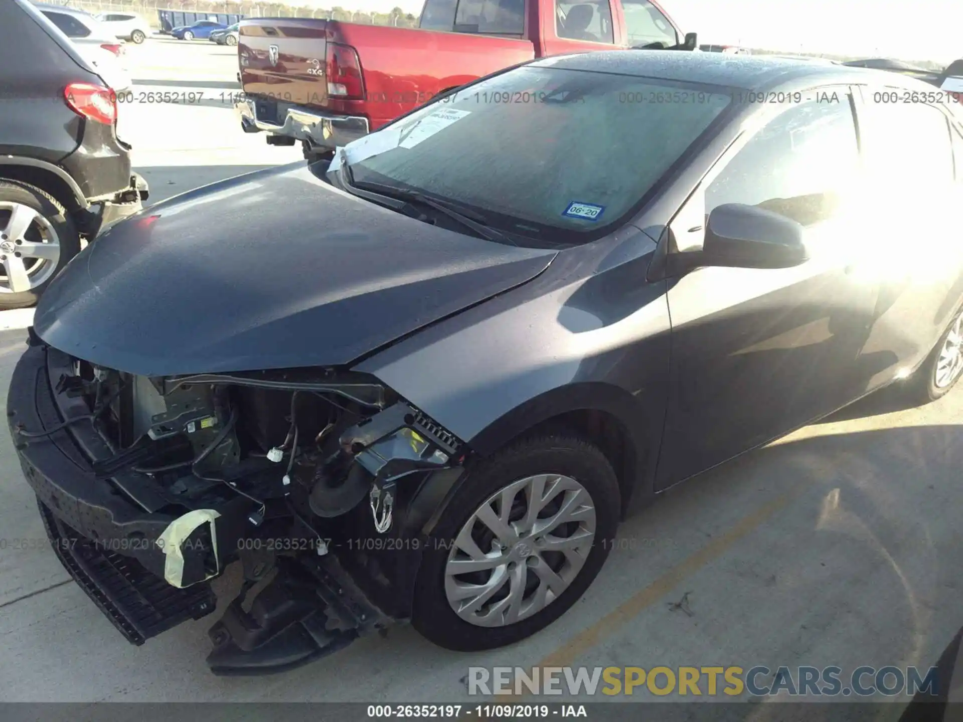 2 Photograph of a damaged car 5YFBURHEXKP868176 TOYOTA COROLLA 2019