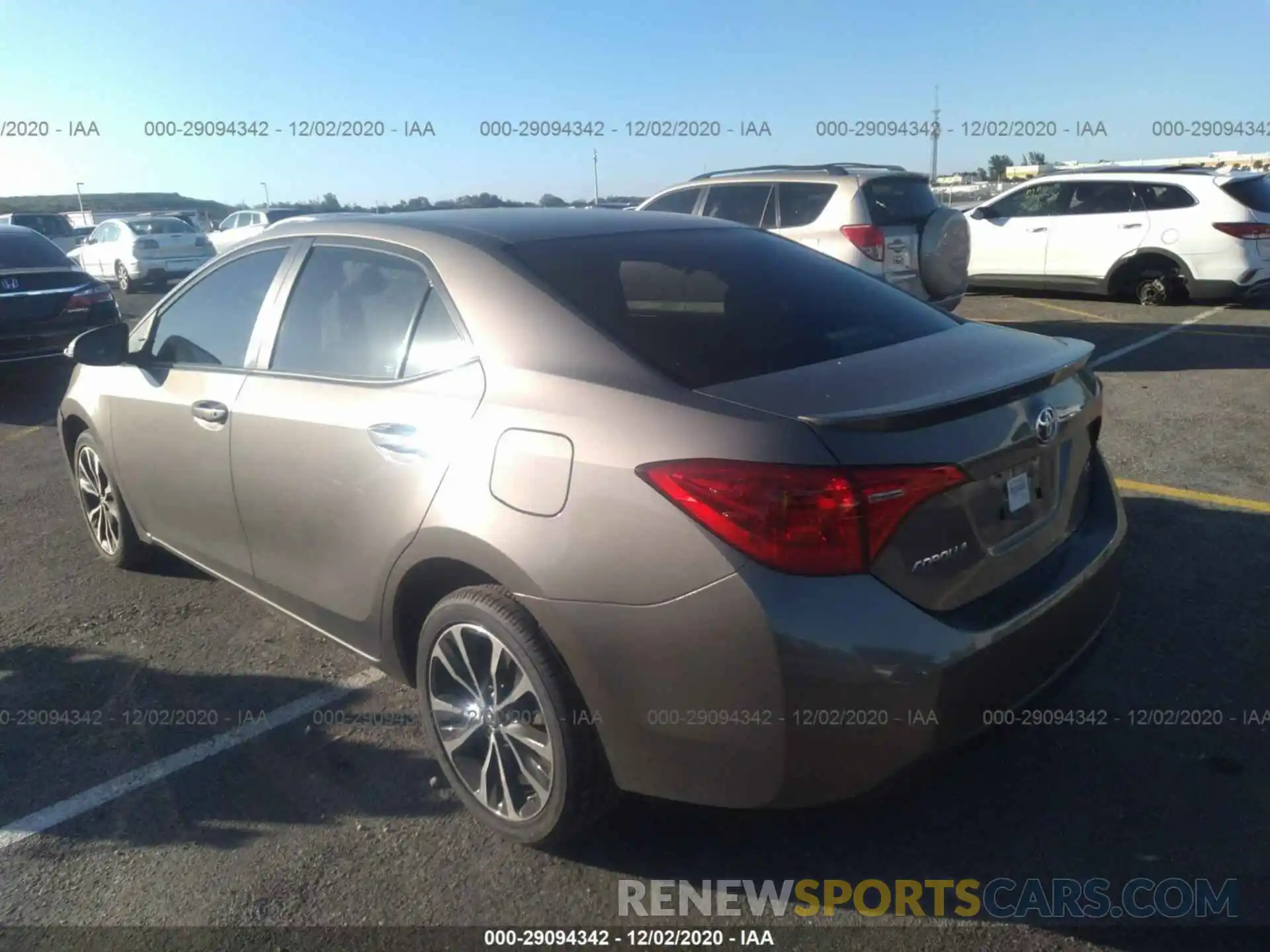 3 Photograph of a damaged car 5YFBURHEXKP868274 TOYOTA COROLLA 2019