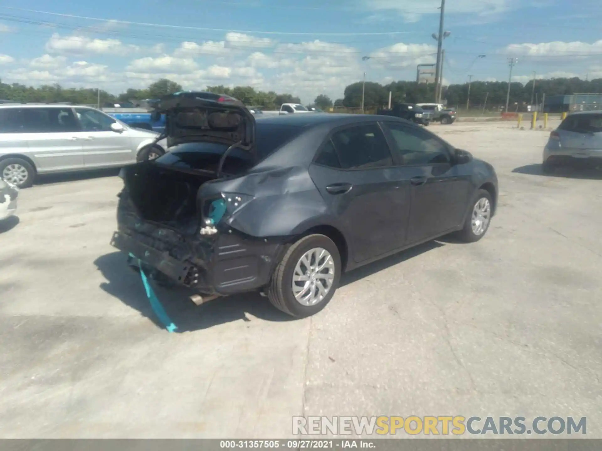 4 Photograph of a damaged car 5YFBURHEXKP868730 TOYOTA COROLLA 2019