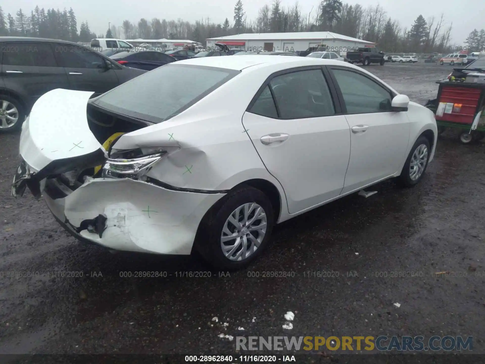 4 Photograph of a damaged car 5YFBURHEXKP869442 TOYOTA COROLLA 2019