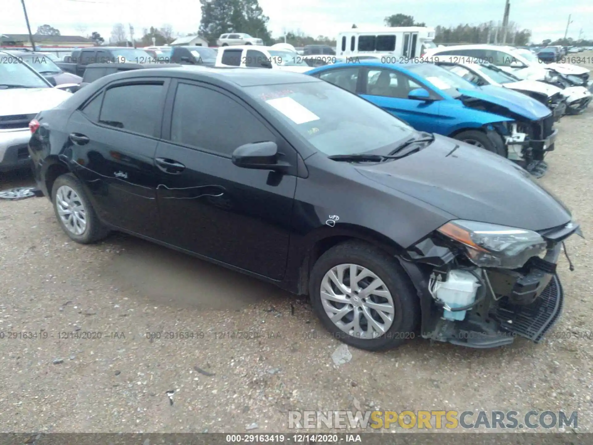 1 Photograph of a damaged car 5YFBURHEXKP870221 TOYOTA COROLLA 2019