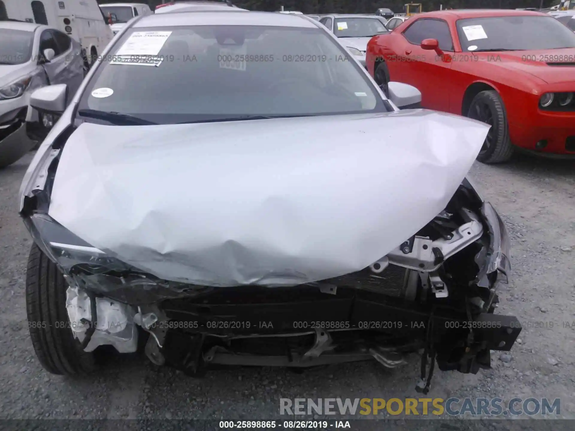 6 Photograph of a damaged car 5YFBURHEXKP870395 TOYOTA COROLLA 2019