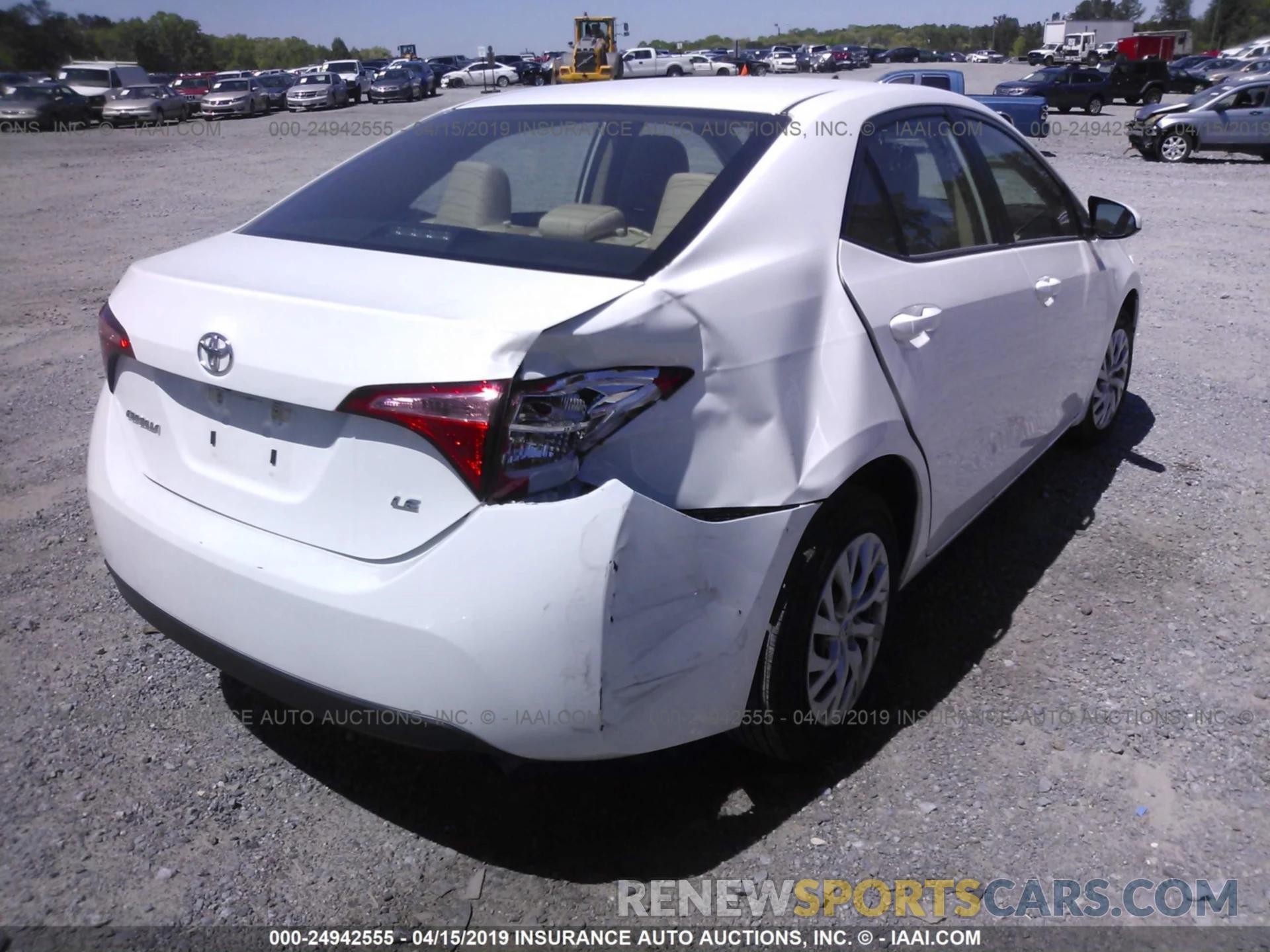 4 Photograph of a damaged car 5YFBURHEXKP870574 TOYOTA COROLLA 2019