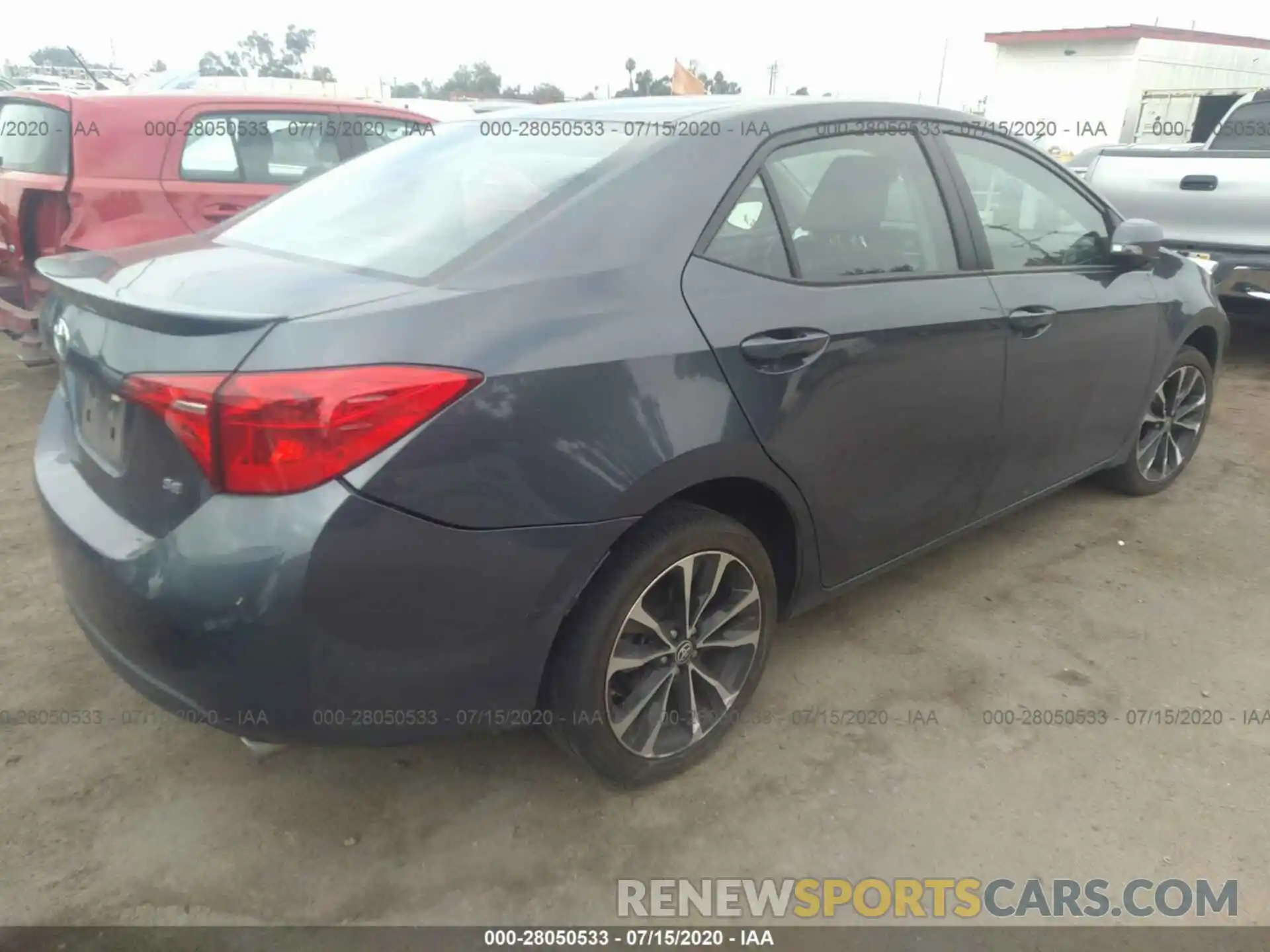 4 Photograph of a damaged car 5YFBURHEXKP870655 TOYOTA COROLLA 2019