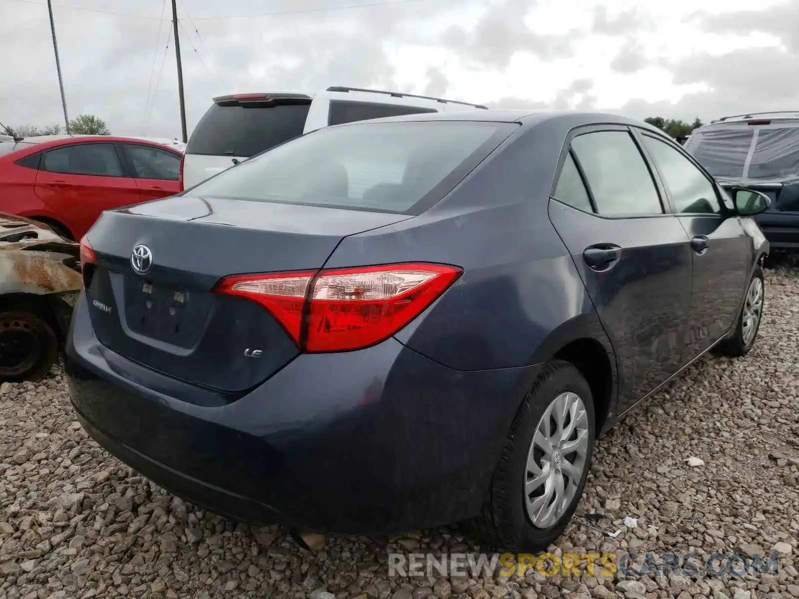 4 Photograph of a damaged car 5YFBURHEXKP870865 TOYOTA COROLLA 2019