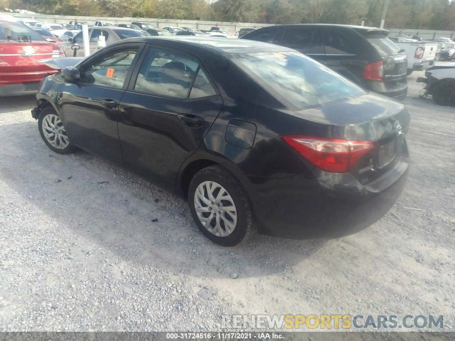 3 Photograph of a damaged car 5YFBURHEXKP870932 TOYOTA COROLLA 2019