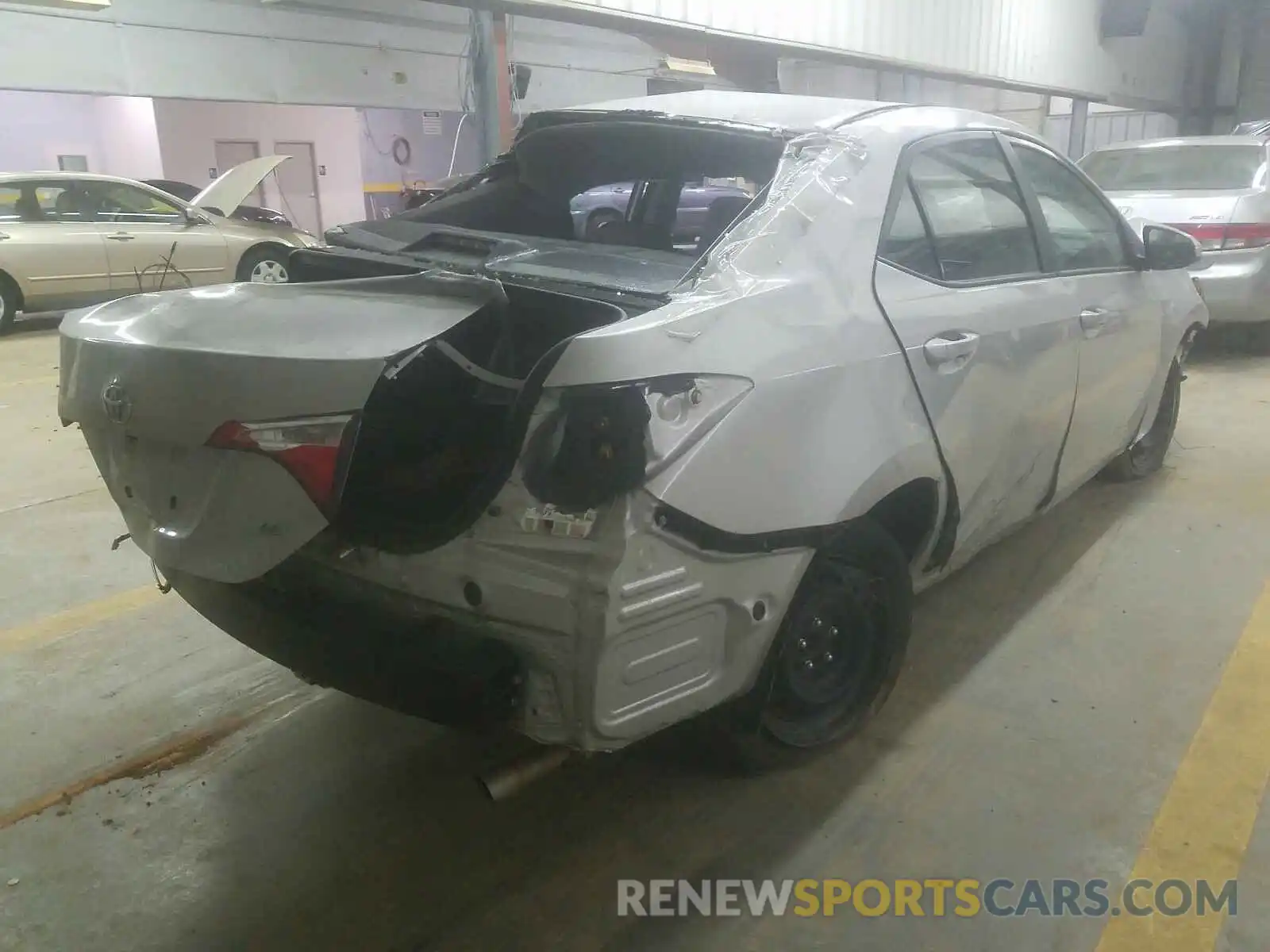 4 Photograph of a damaged car 5YFBURHEXKP871465 TOYOTA COROLLA 2019