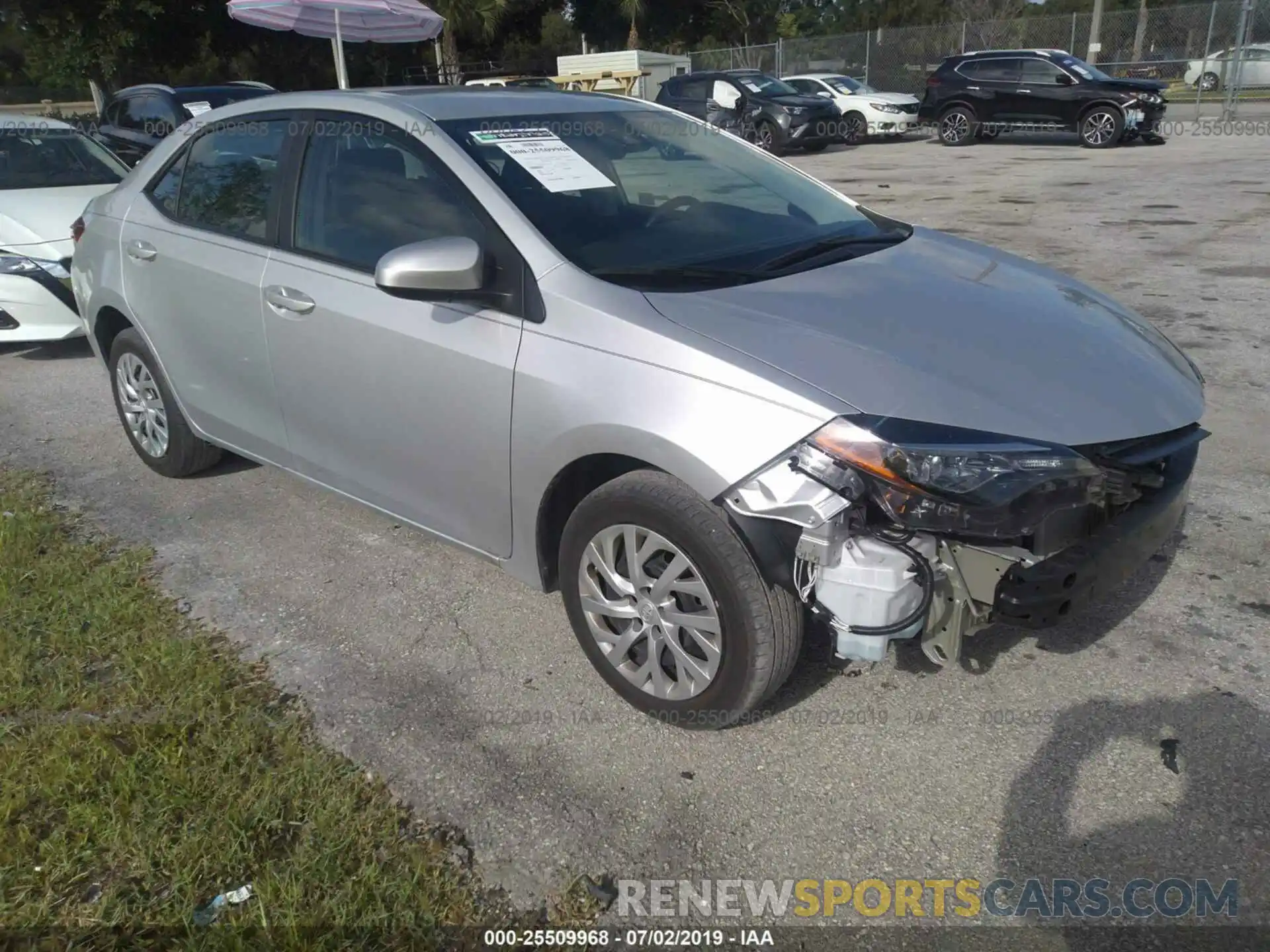 1 Photograph of a damaged car 5YFBURHEXKP871868 TOYOTA COROLLA 2019