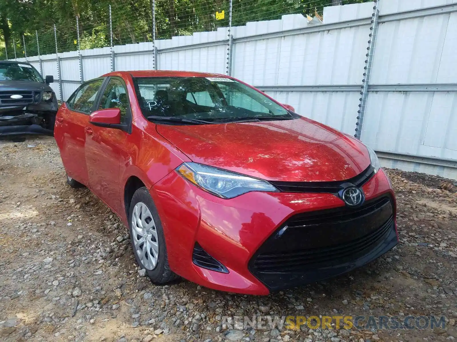 1 Photograph of a damaged car 5YFBURHEXKP871921 TOYOTA COROLLA 2019