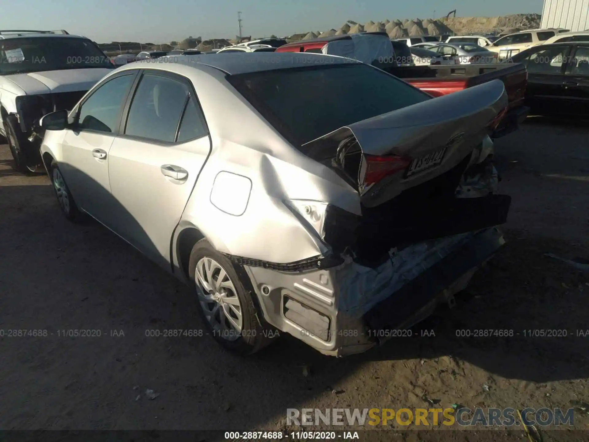 3 Photograph of a damaged car 5YFBURHEXKP872633 TOYOTA COROLLA 2019