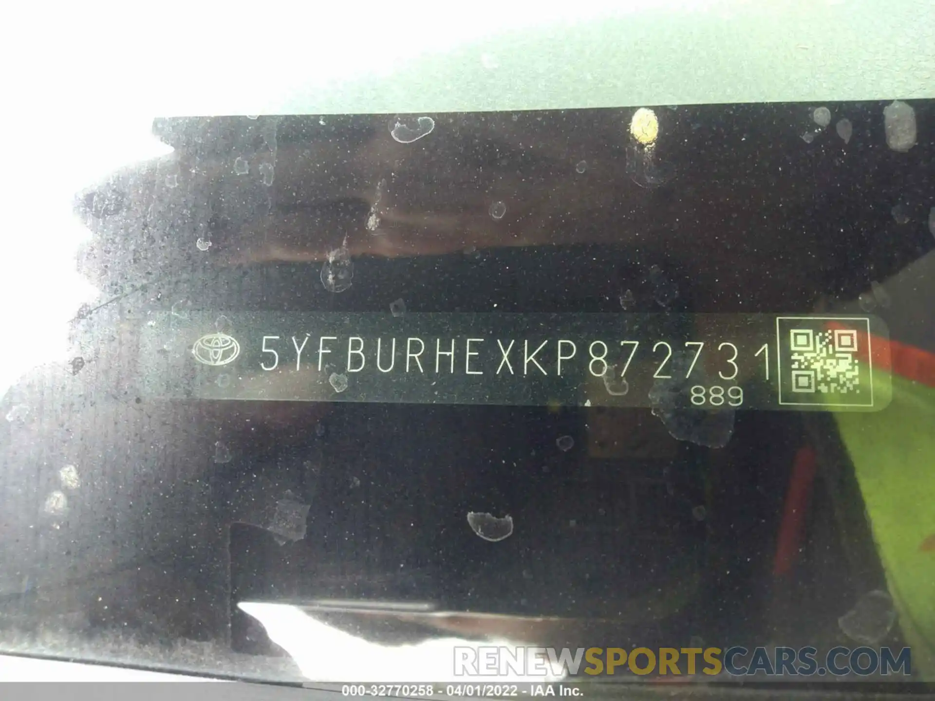 9 Photograph of a damaged car 5YFBURHEXKP872731 TOYOTA COROLLA 2019