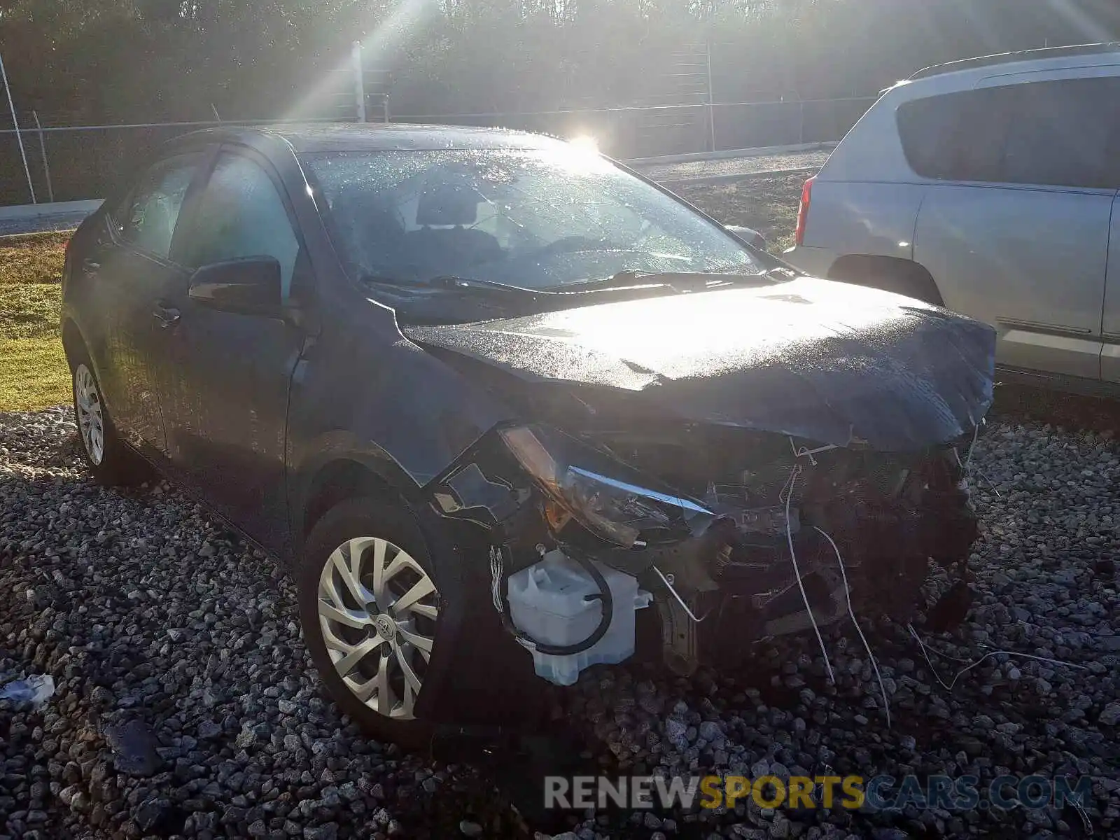 1 Photograph of a damaged car 5YFBURHEXKP873135 TOYOTA COROLLA 2019