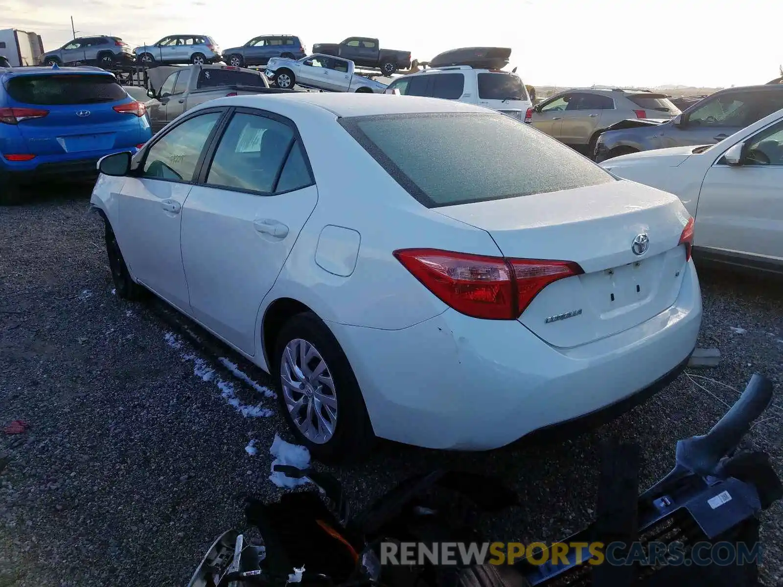 3 Photograph of a damaged car 5YFBURHEXKP873443 TOYOTA COROLLA 2019