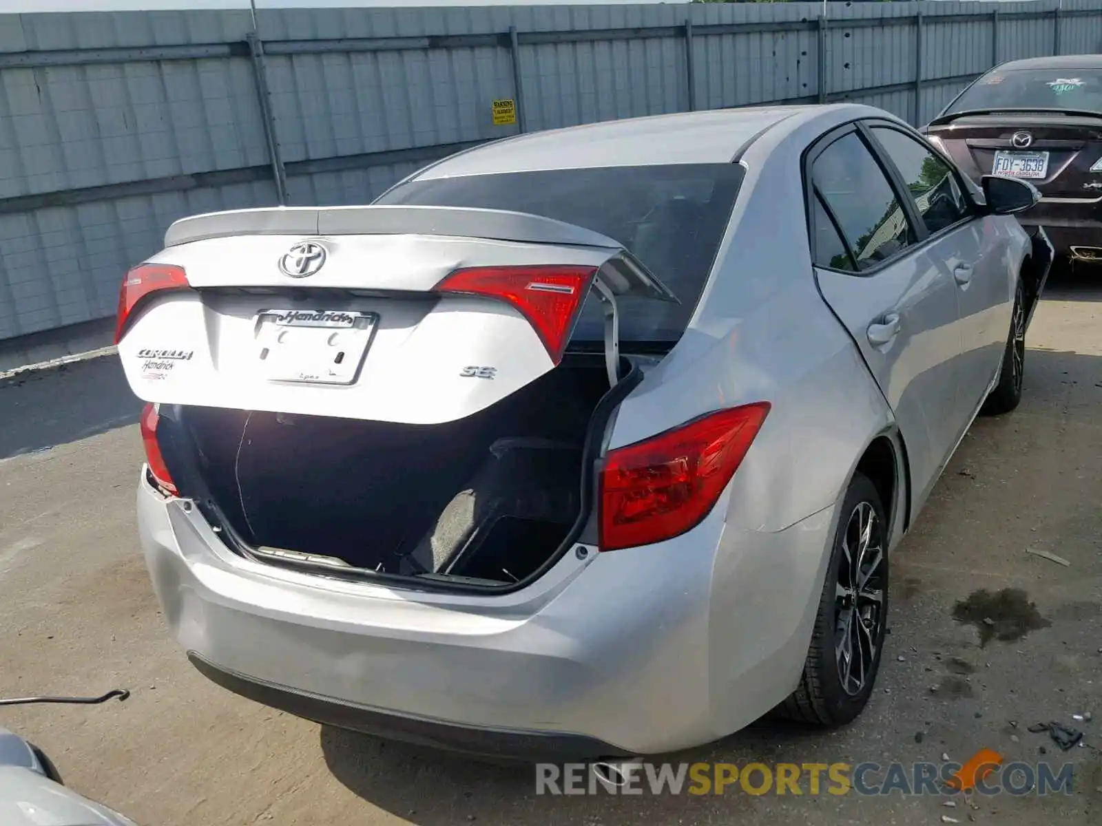 4 Photograph of a damaged car 5YFBURHEXKP873748 TOYOTA COROLLA 2019