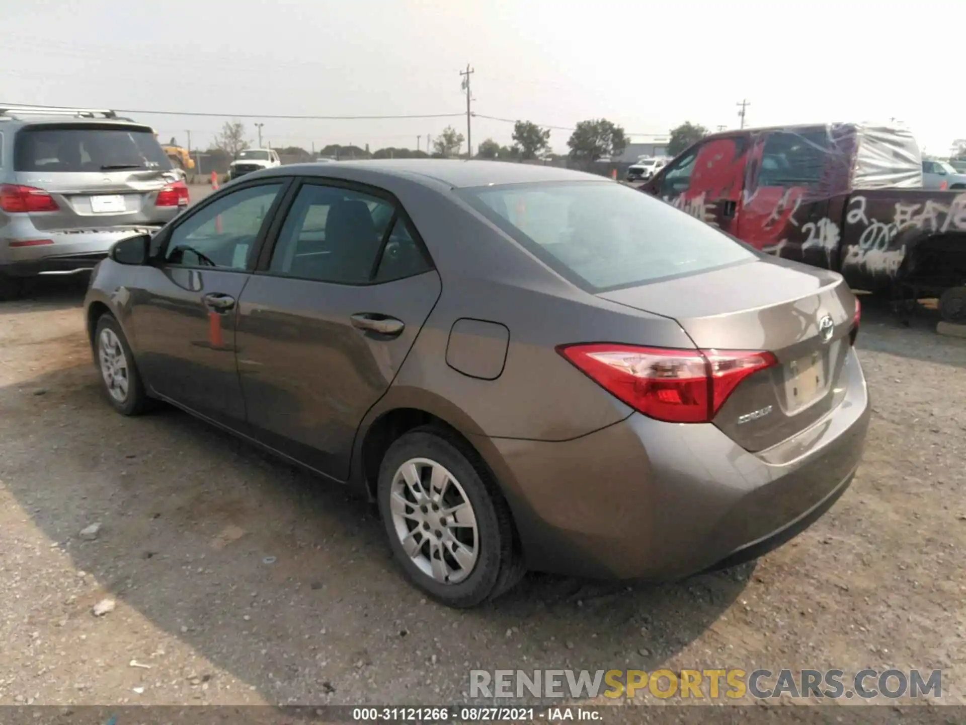 3 Photograph of a damaged car 5YFBURHEXKP874298 TOYOTA COROLLA 2019