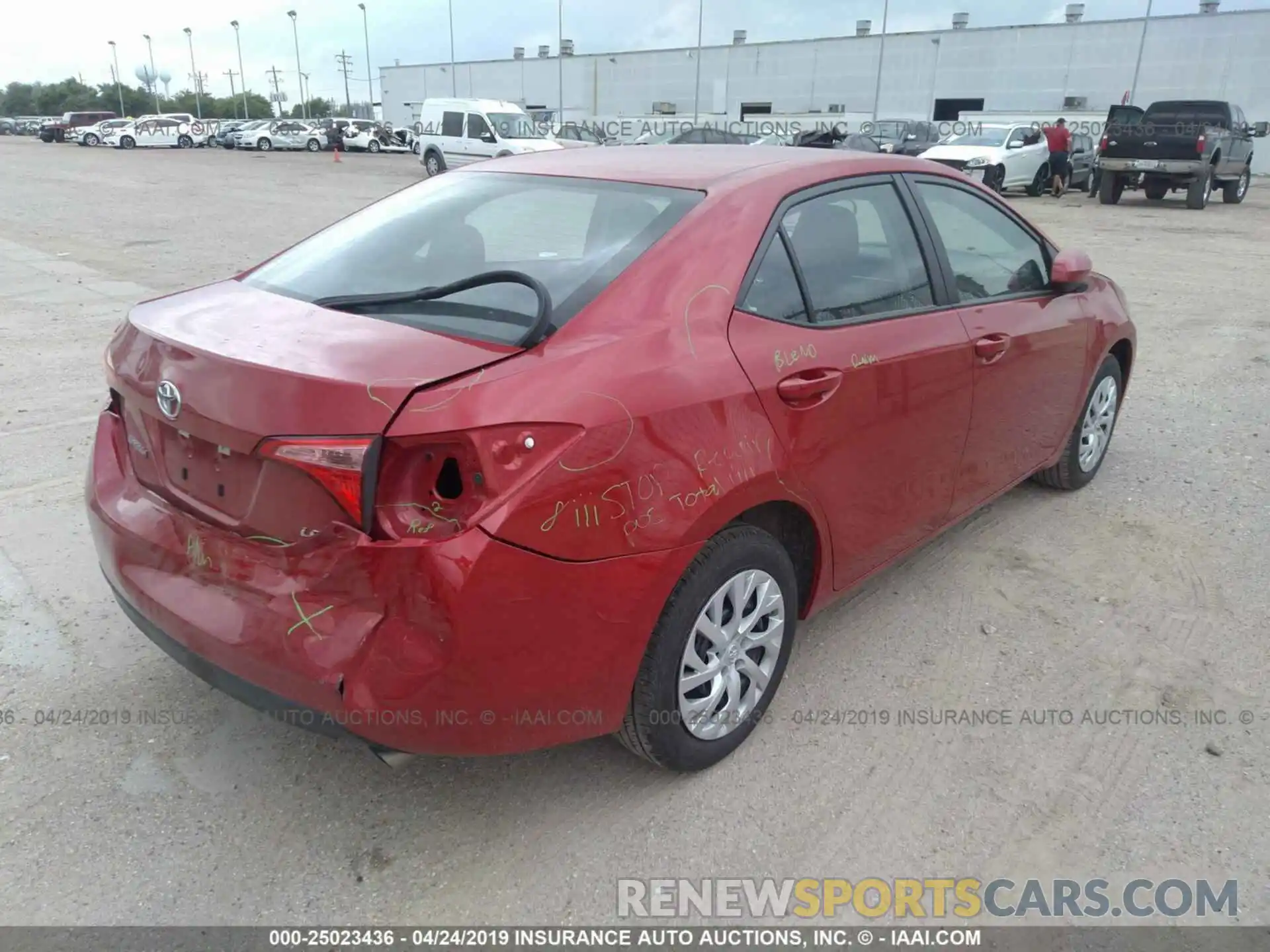 4 Photograph of a damaged car 5YFBURHEXKP874771 TOYOTA COROLLA 2019