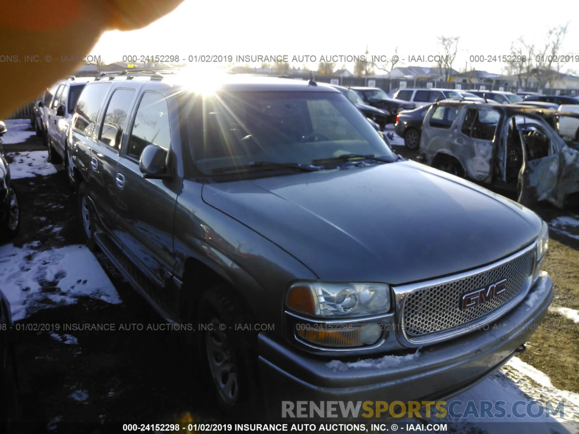 1 Photograph of a damaged car 5YFBURHEXKP874947 TOYOTA COROLLA 2019