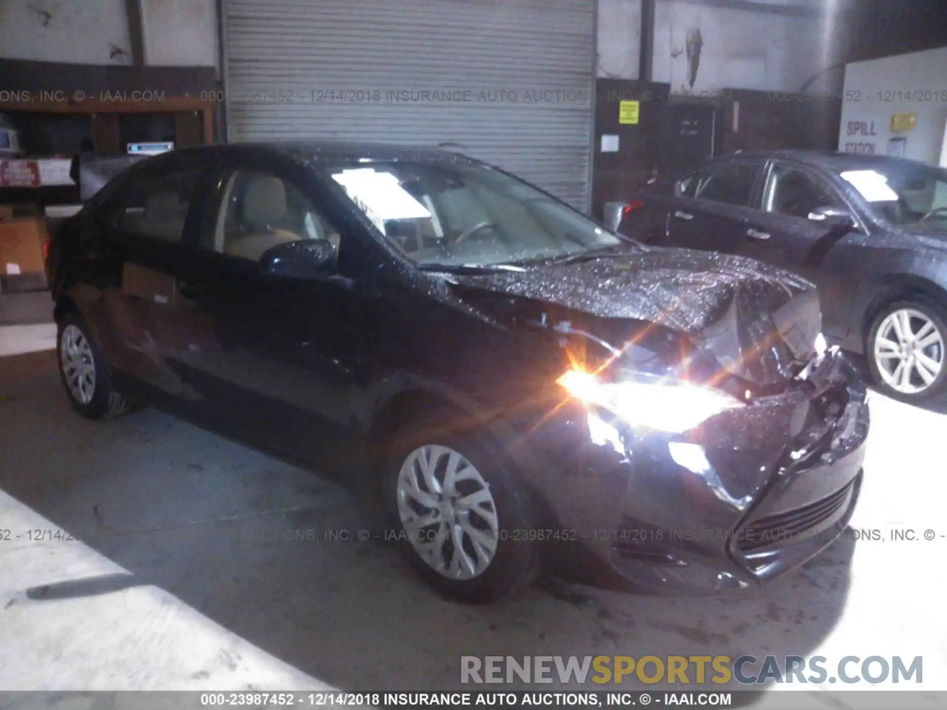 1 Photograph of a damaged car 5YFBURHEXKP875564 Toyota Corolla 2019