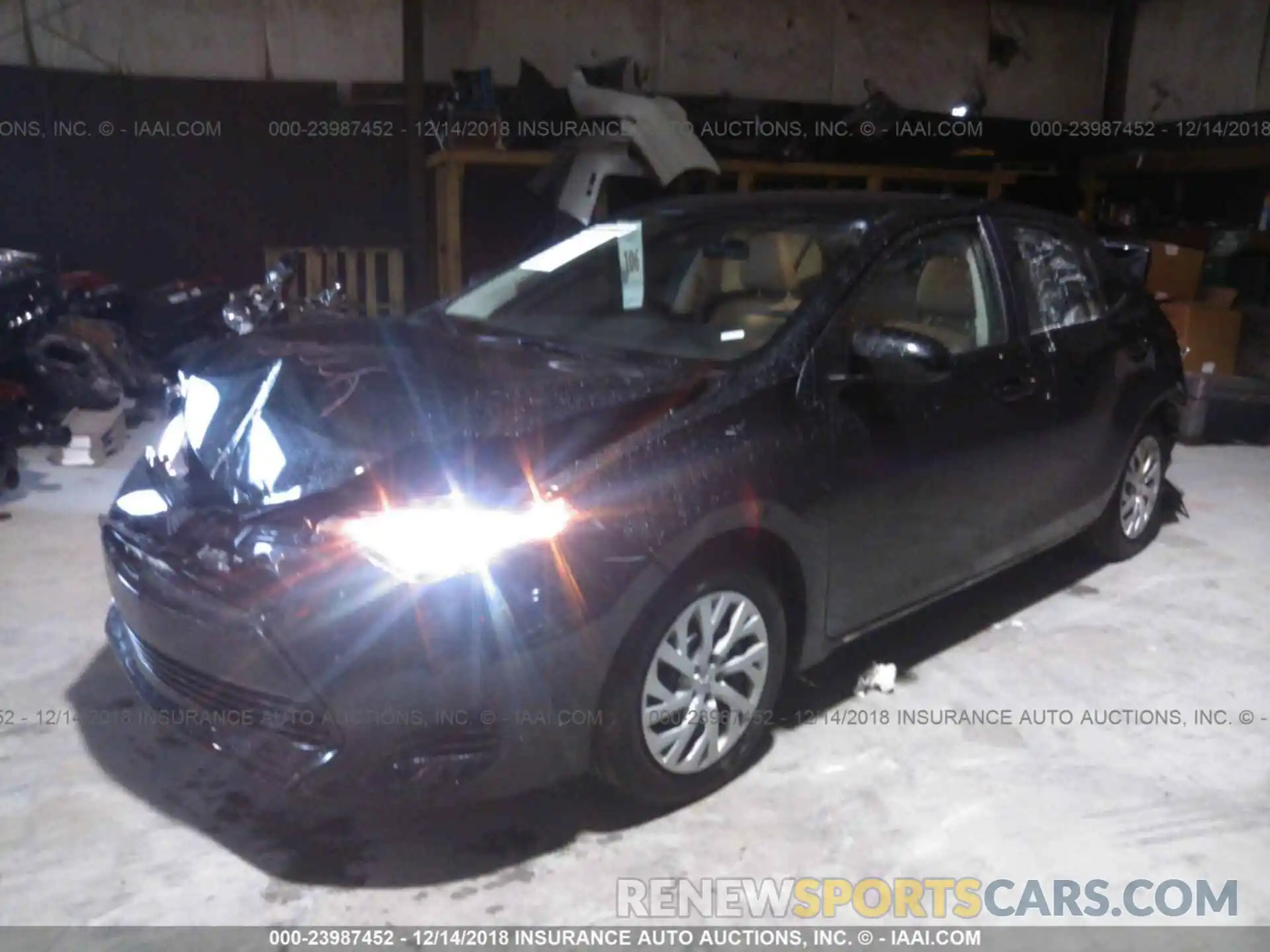 2 Photograph of a damaged car 5YFBURHEXKP875564 Toyota Corolla 2019