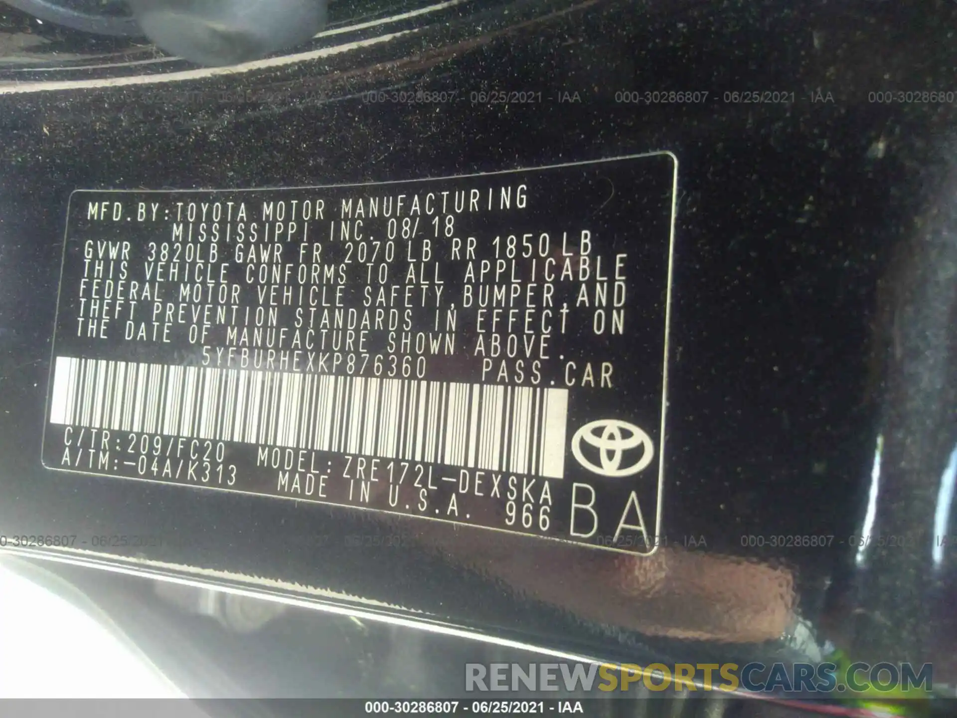 9 Photograph of a damaged car 5YFBURHEXKP876360 TOYOTA COROLLA 2019