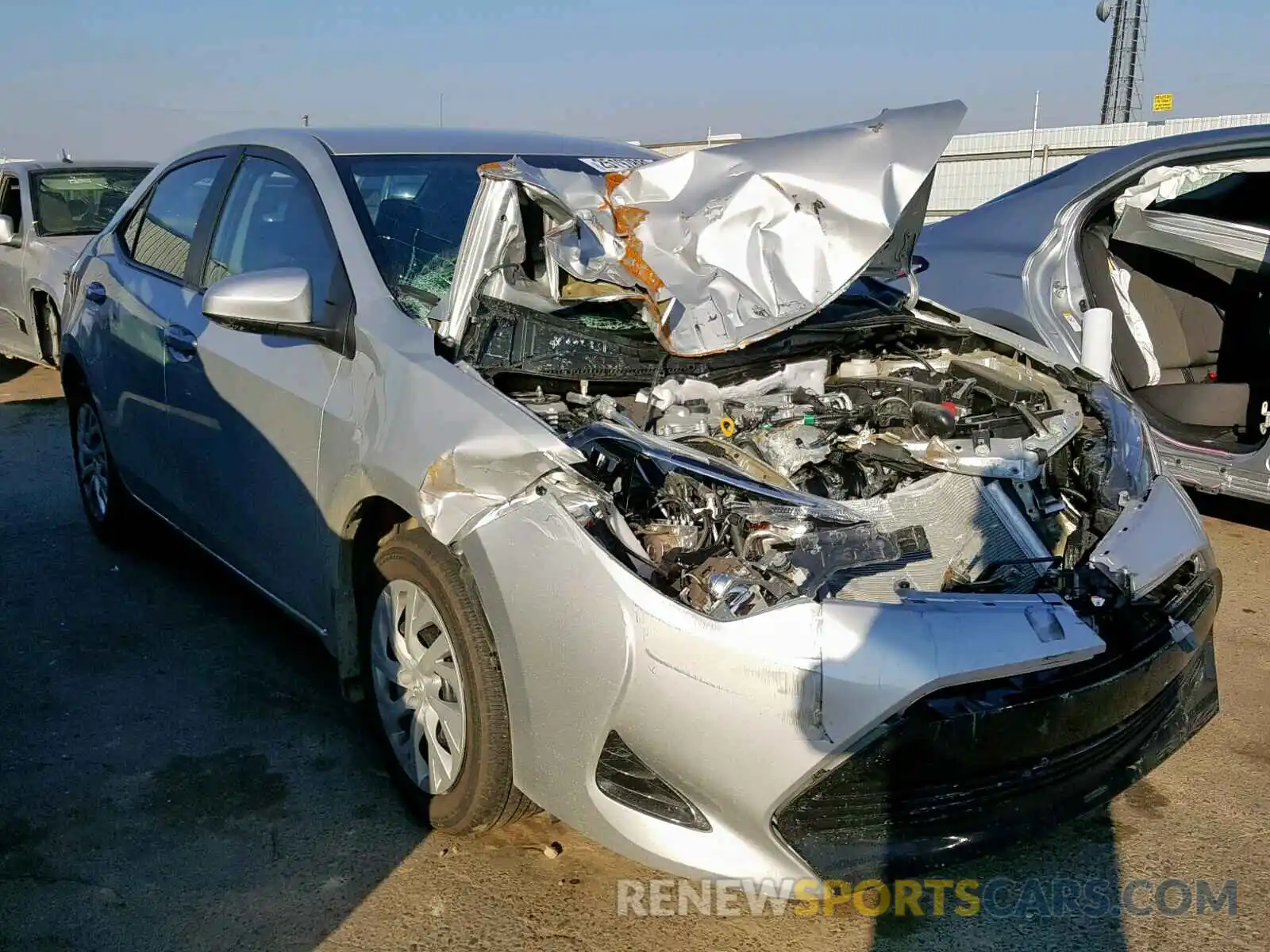 1 Photograph of a damaged car 5YFBURHEXKP876617 TOYOTA COROLLA 2019