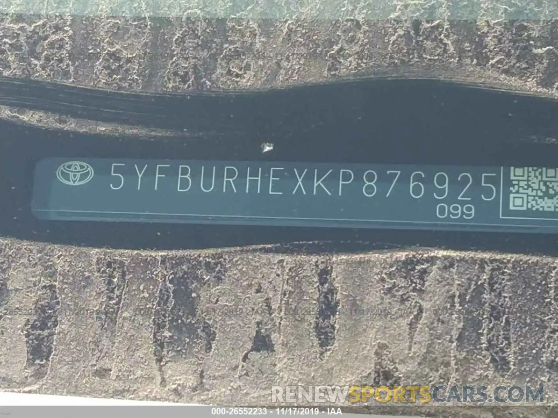 9 Photograph of a damaged car 5YFBURHEXKP876925 TOYOTA COROLLA 2019