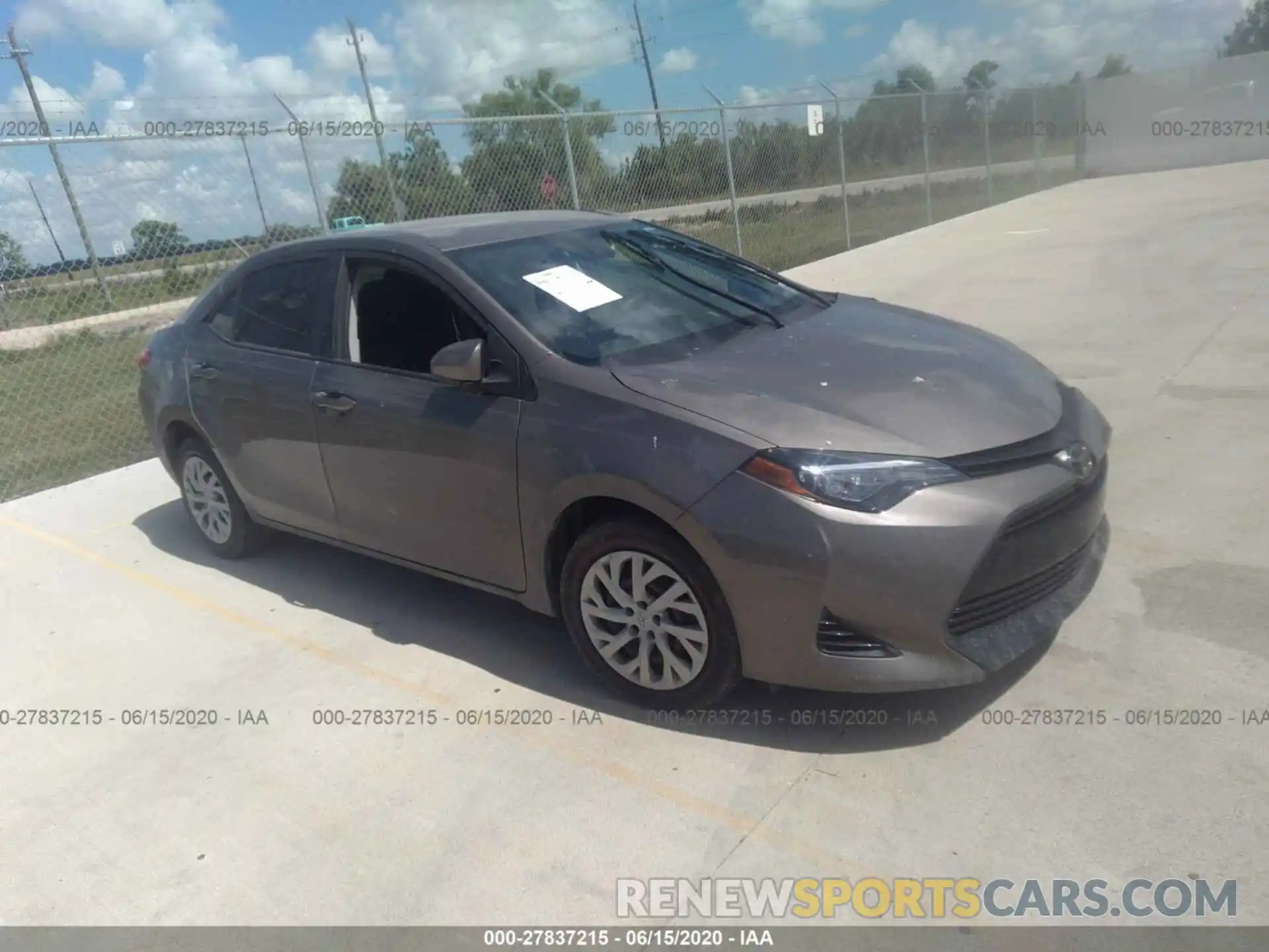 1 Photograph of a damaged car 5YFBURHEXKP877749 TOYOTA COROLLA 2019