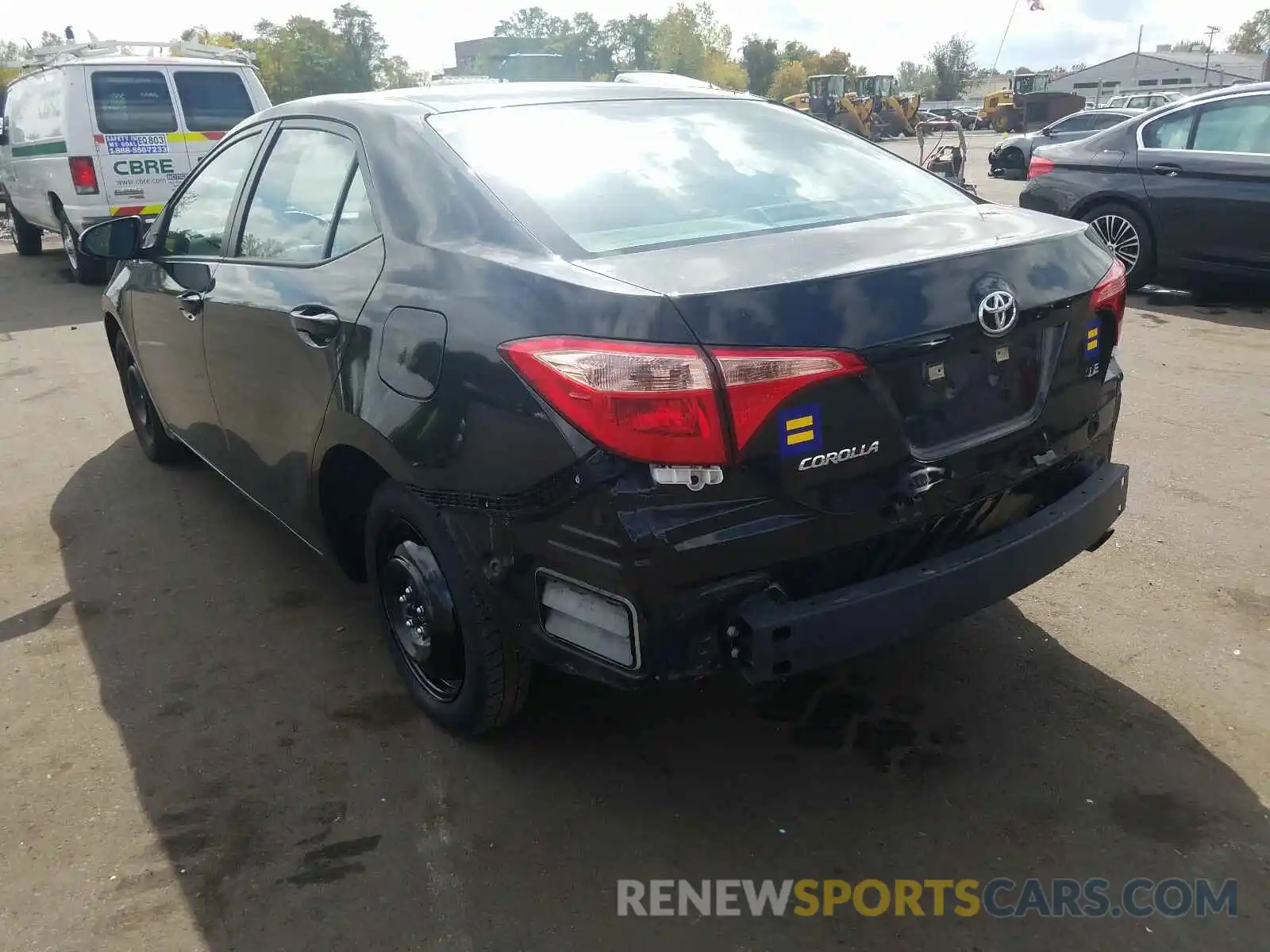 3 Photograph of a damaged car 5YFBURHEXKP877833 TOYOTA COROLLA 2019