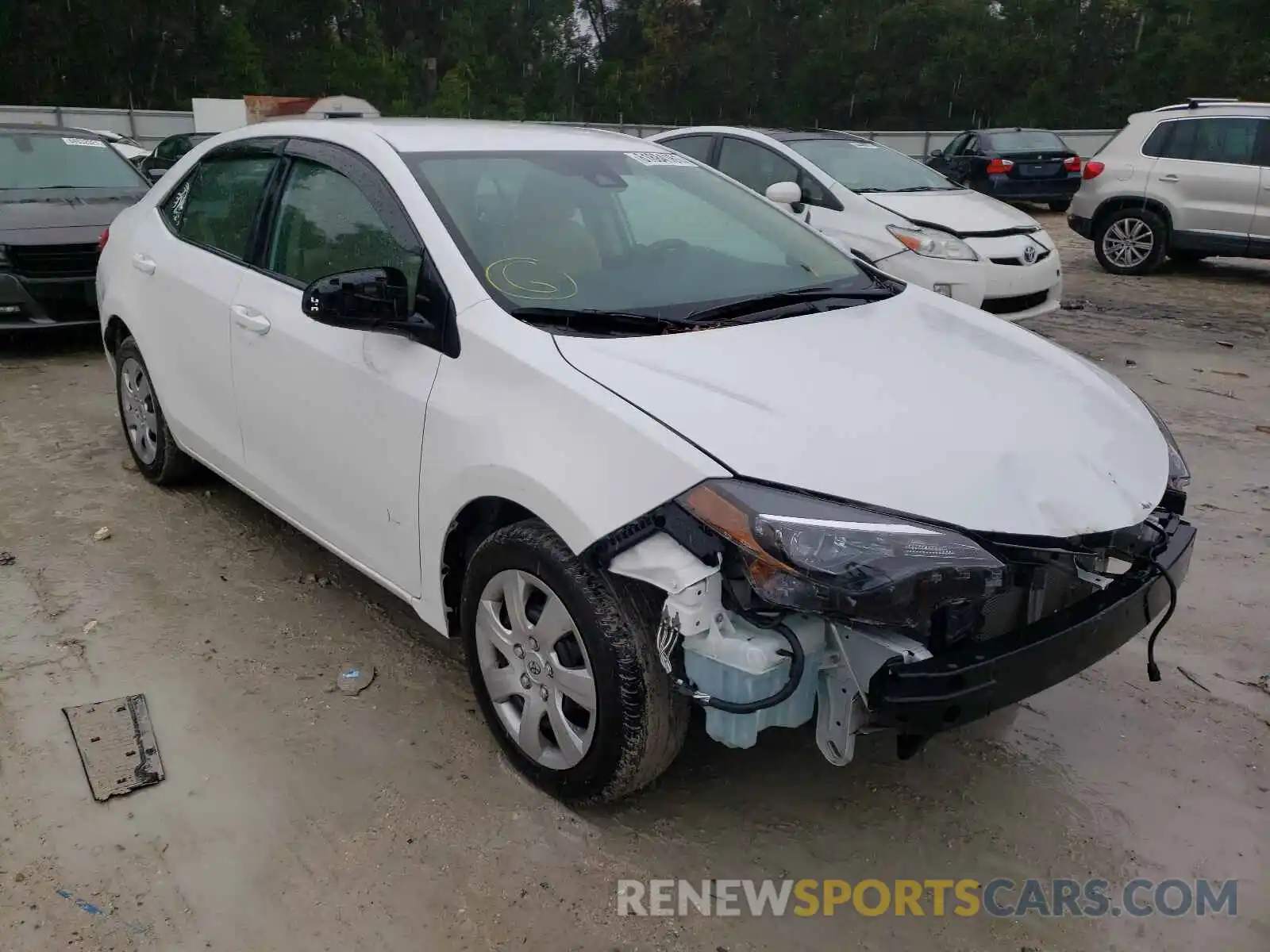 1 Photograph of a damaged car 5YFBURHEXKP878402 TOYOTA COROLLA 2019