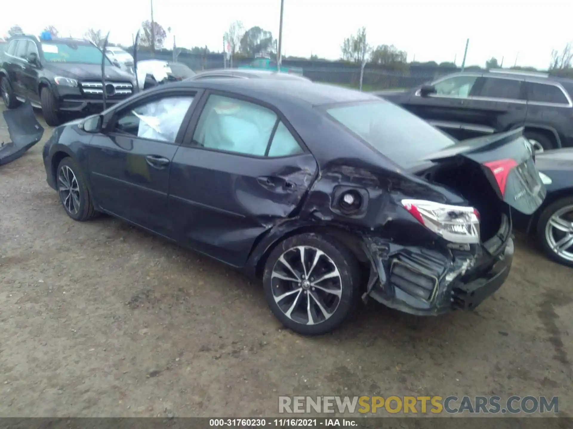 3 Photograph of a damaged car 5YFBURHEXKP878478 TOYOTA COROLLA 2019