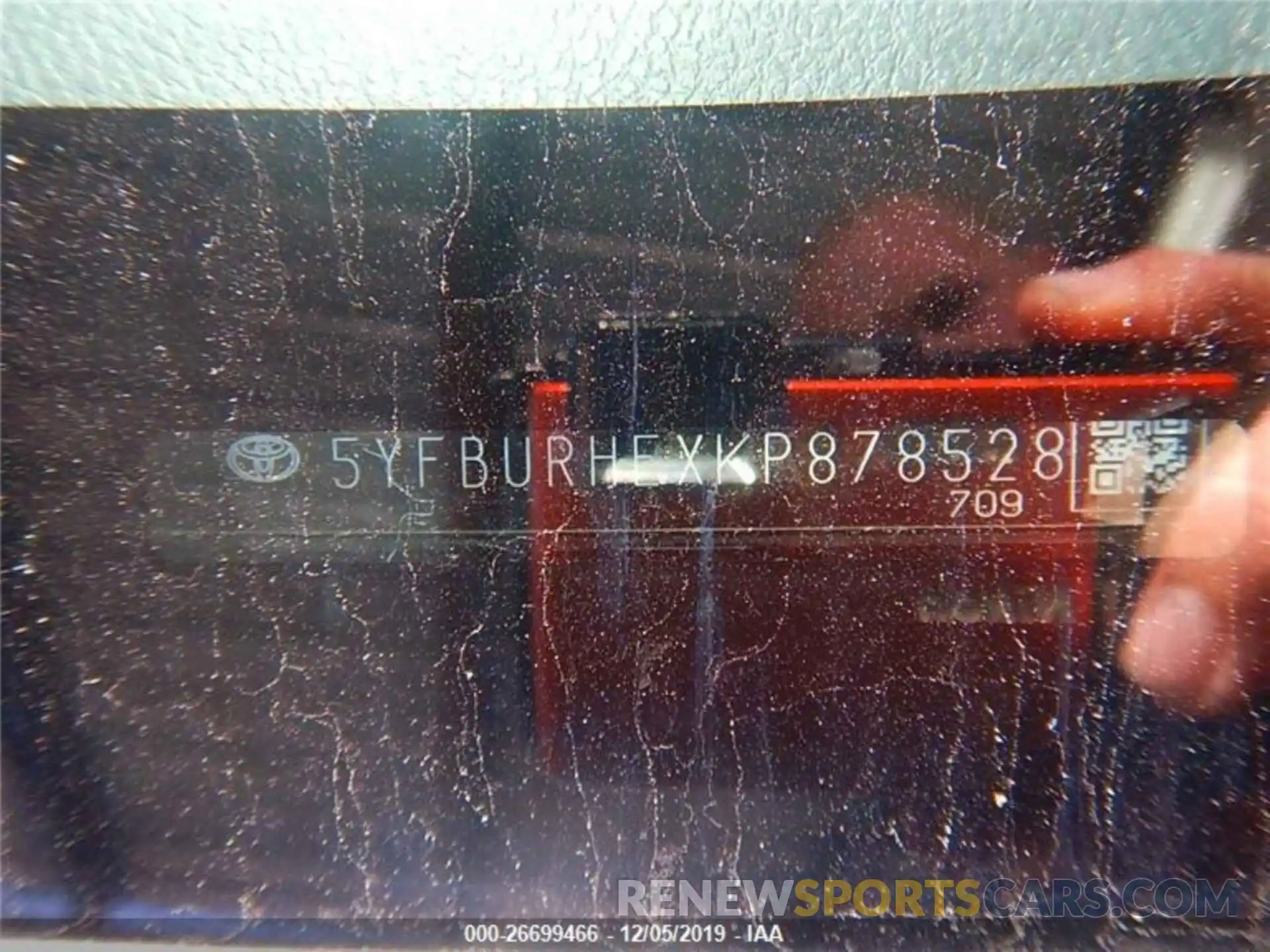 2 Photograph of a damaged car 5YFBURHEXKP878528 TOYOTA COROLLA 2019