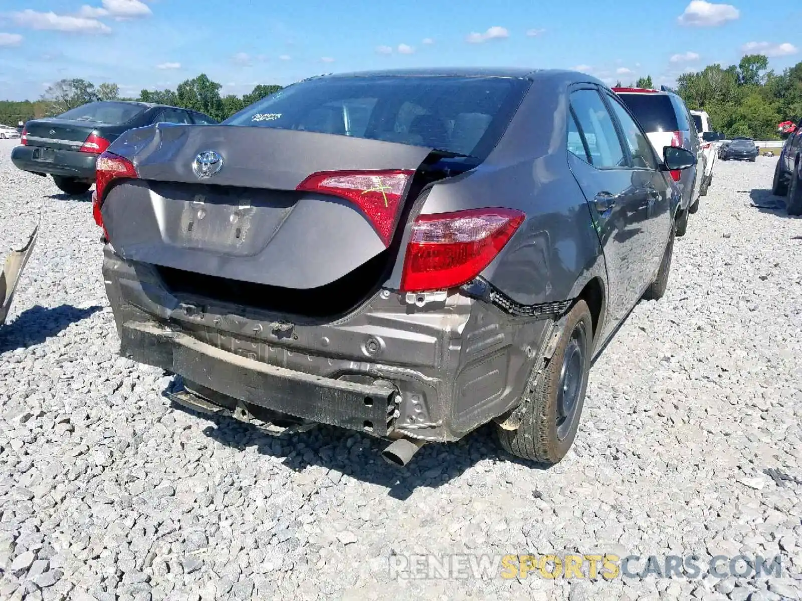 4 Photograph of a damaged car 5YFBURHEXKP879095 TOYOTA COROLLA 2019